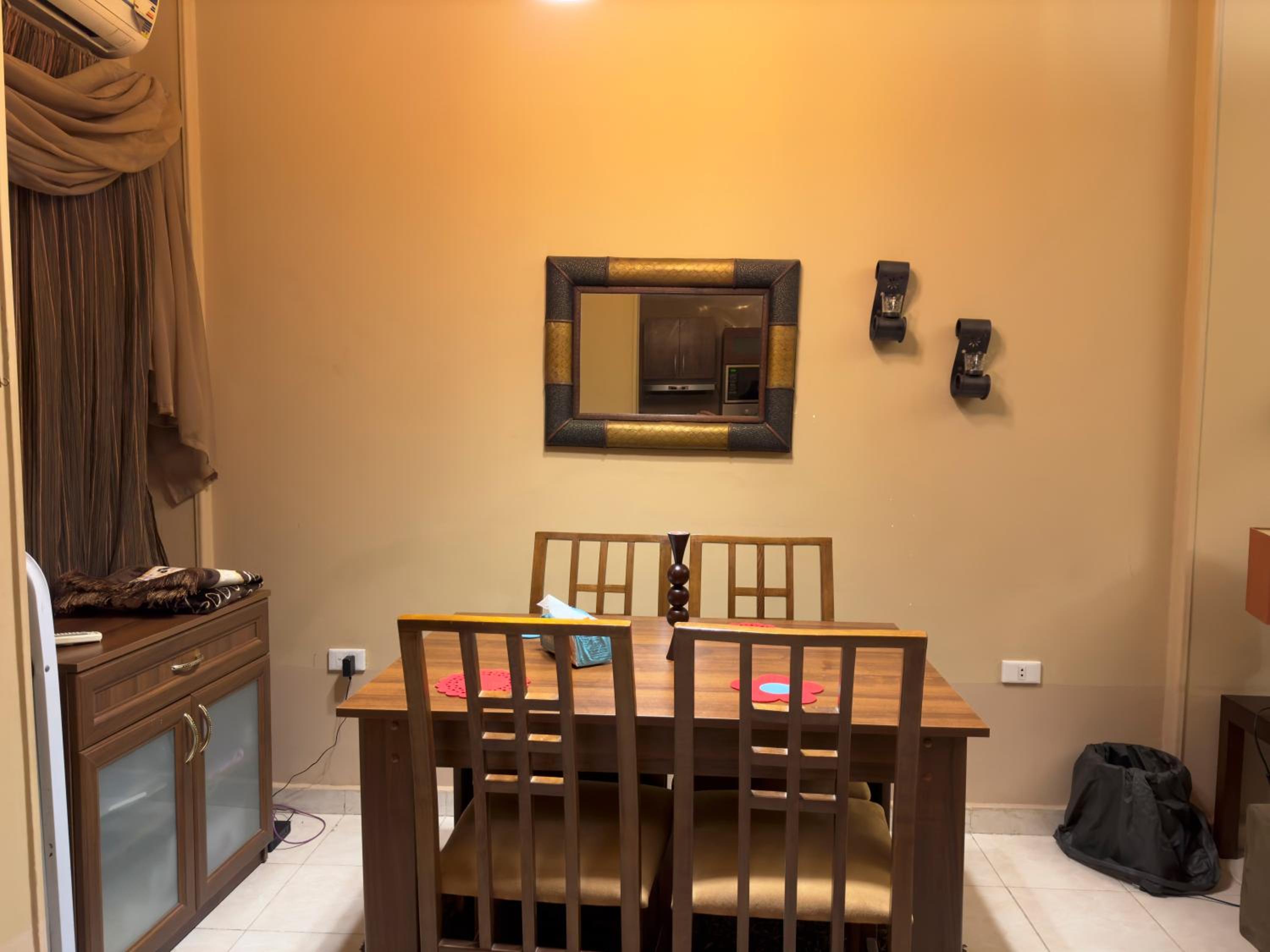 Apartment photo 2