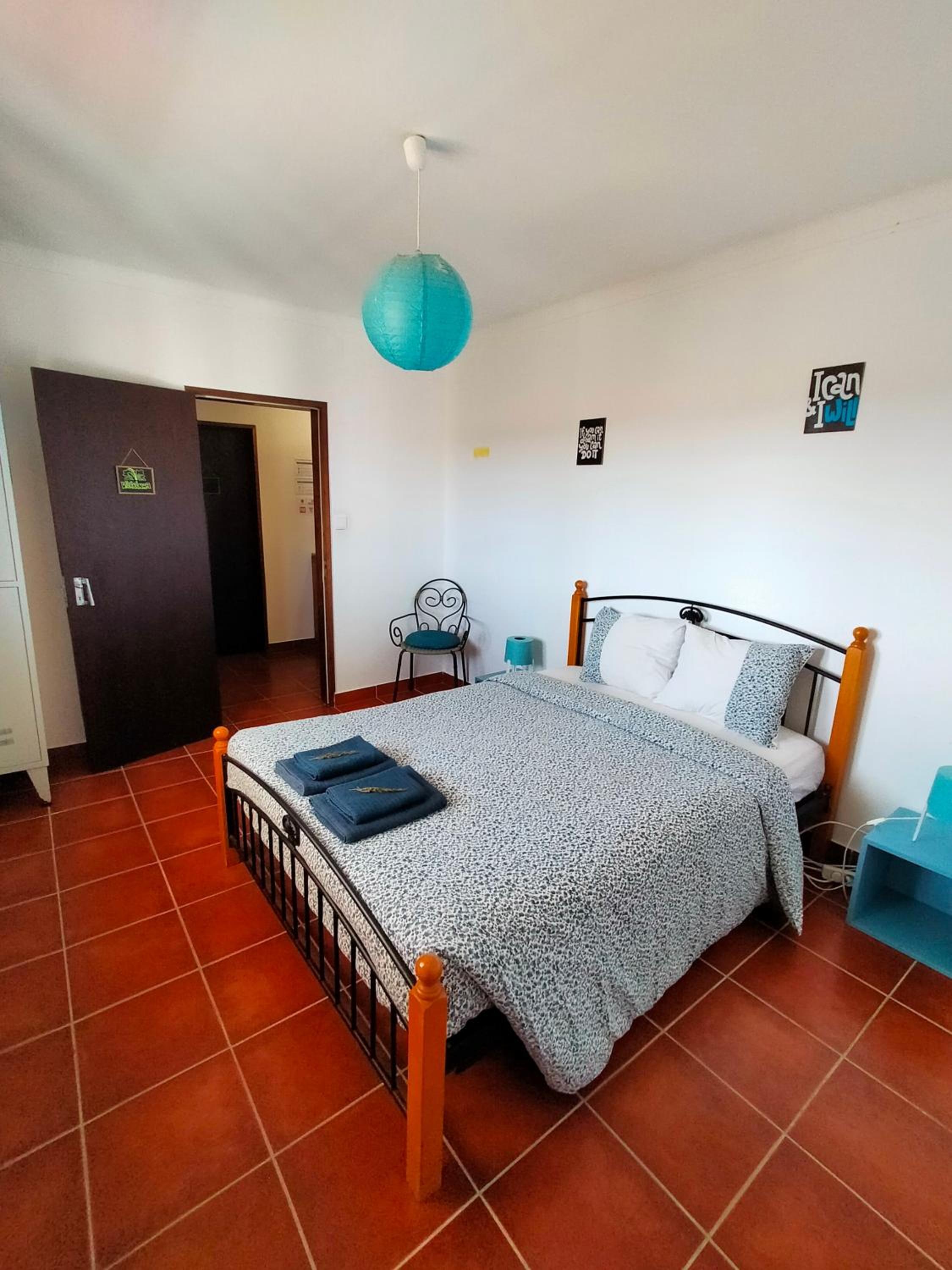 Double Room with Shared Bathroom photo 3