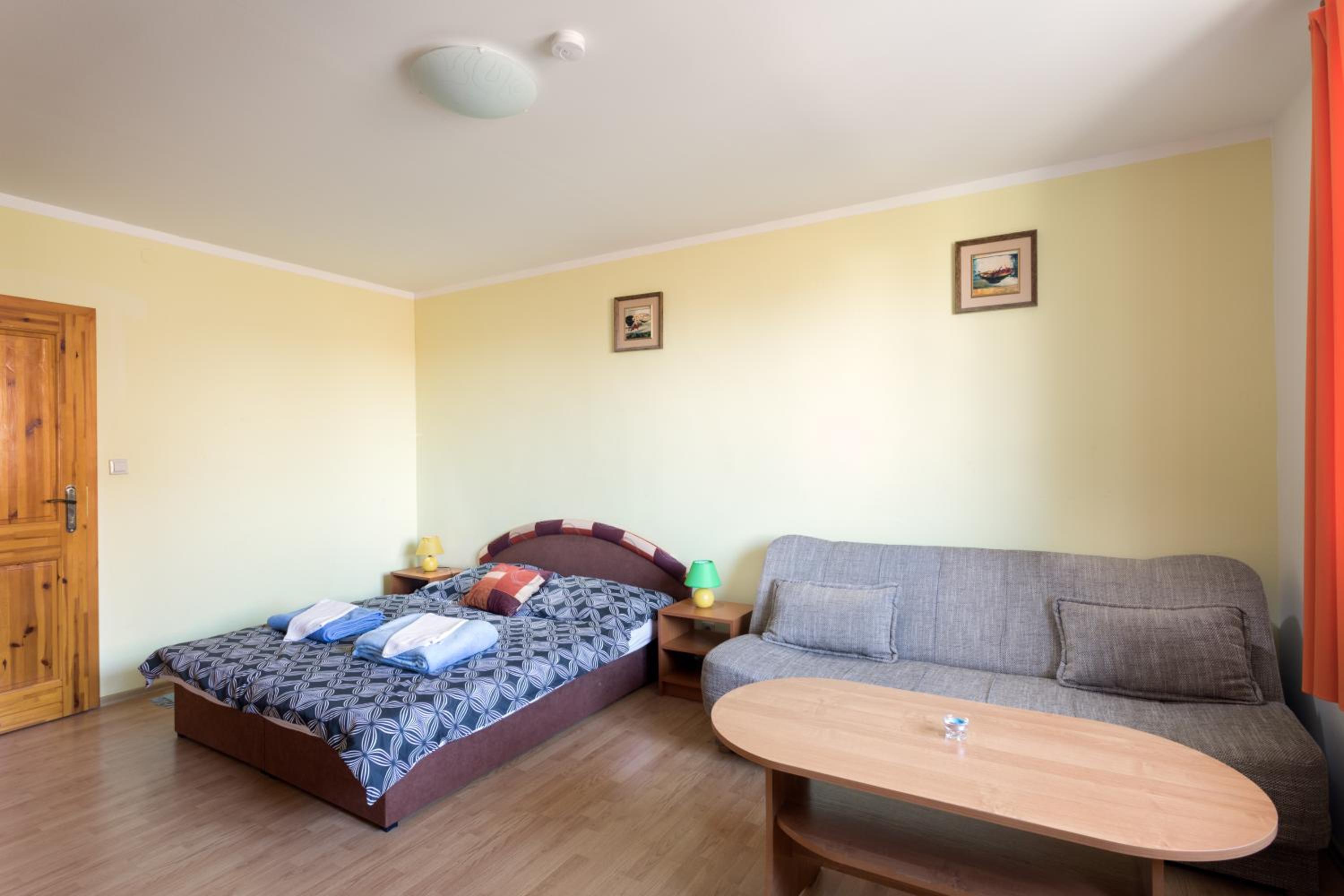 Double Room with Extra Bed - Photo 8
