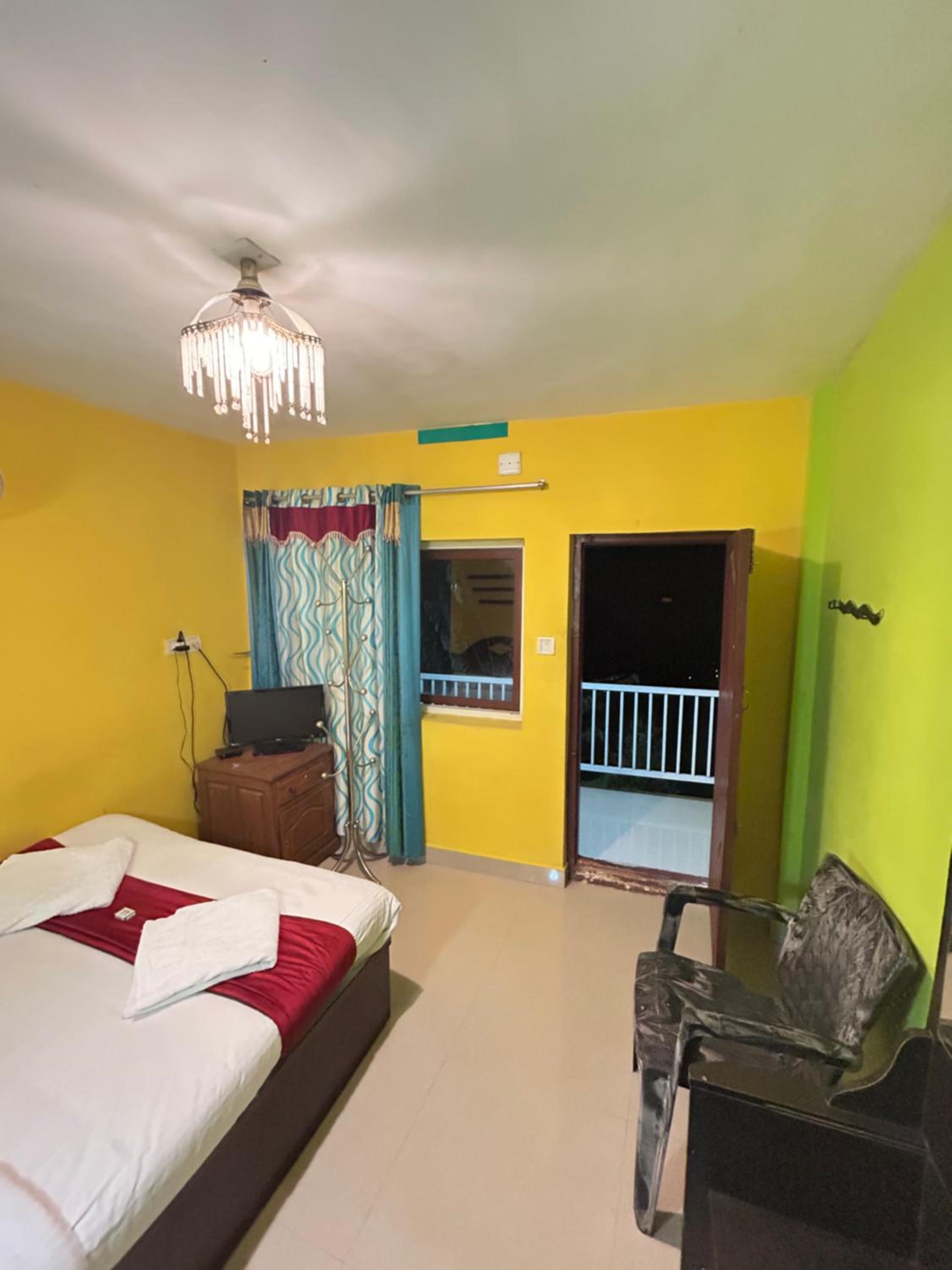 Double Room with Balcony photo 2