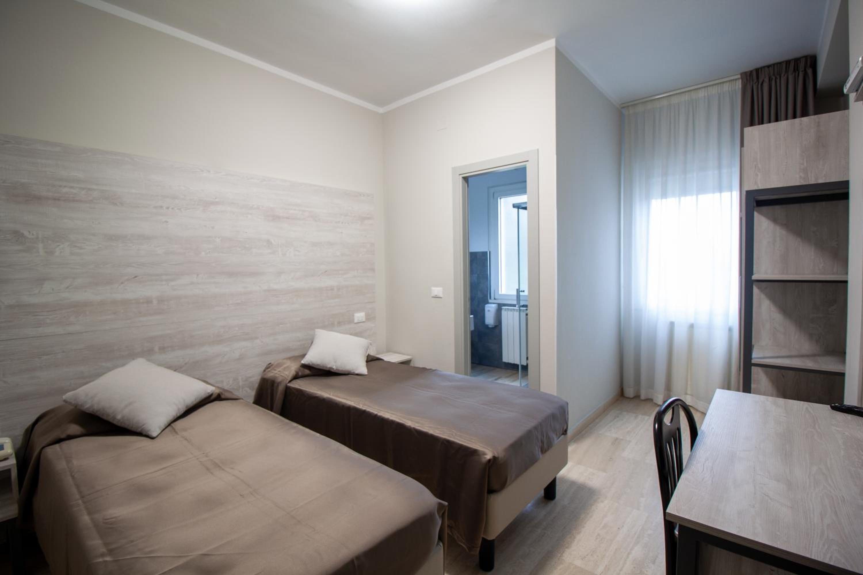 Twin Room photo 1