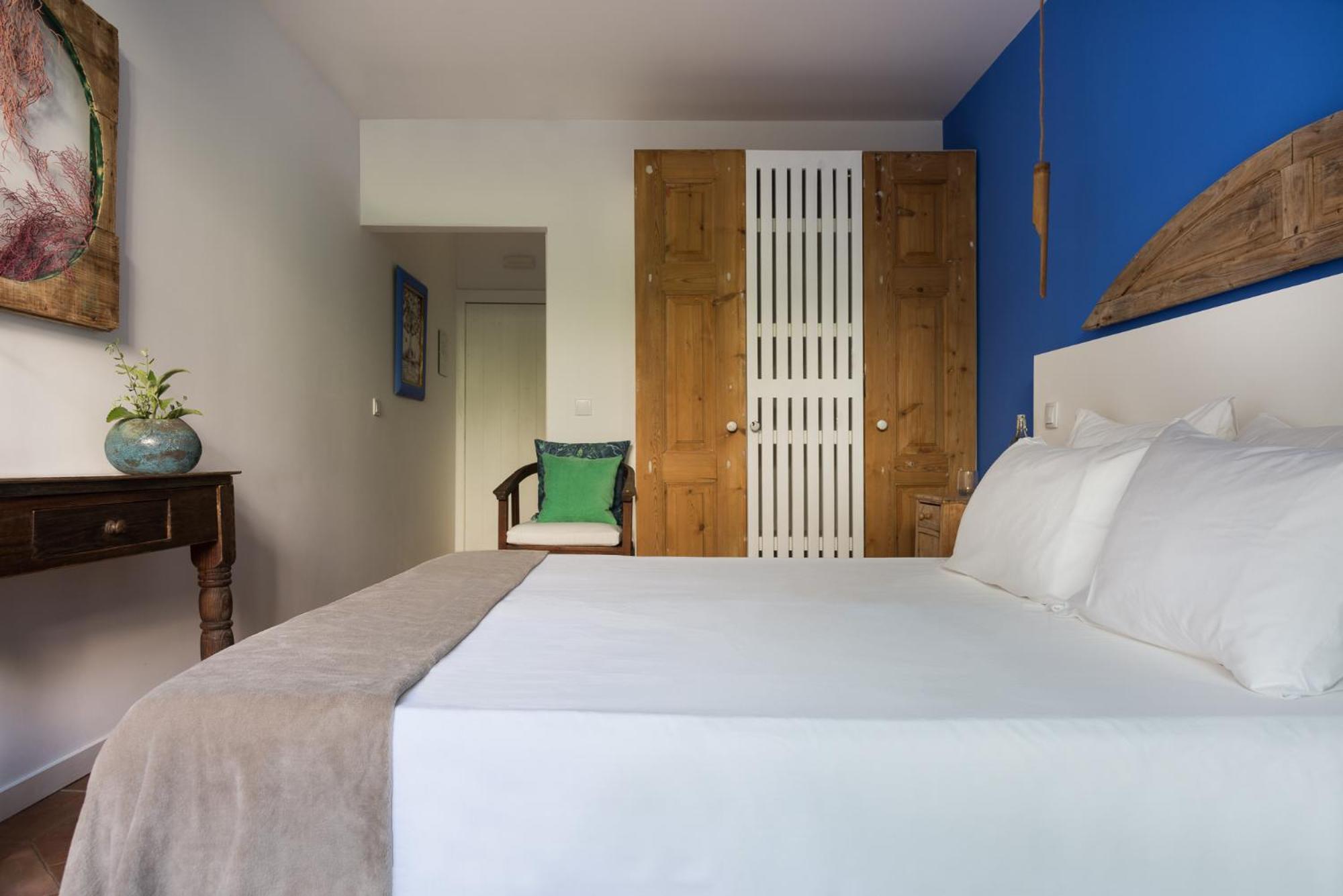 Double or Twin Room with Garden View photo 3