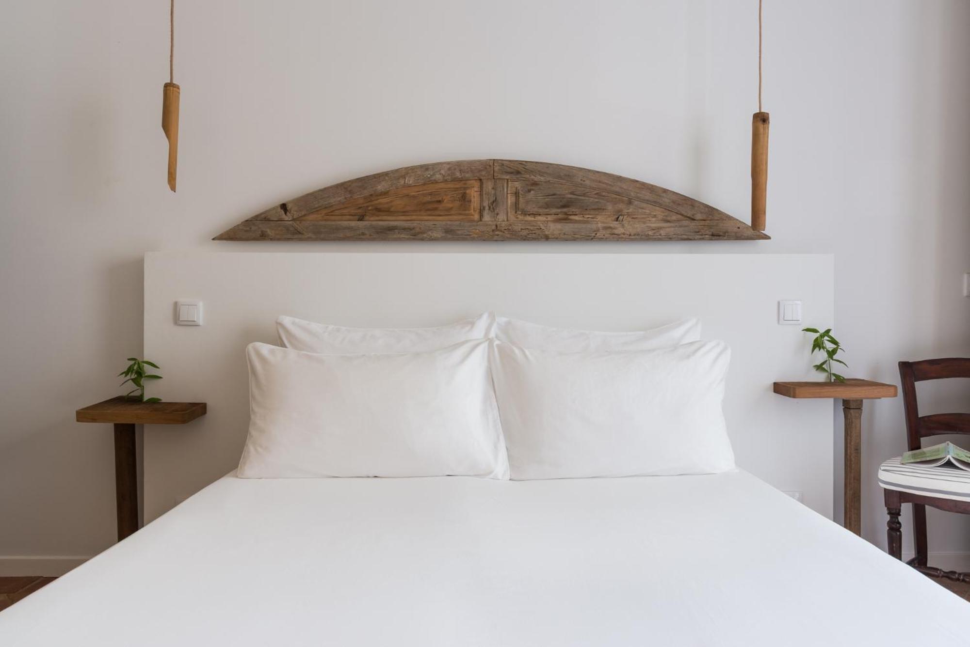Double or Twin Room with Garden View photo 2