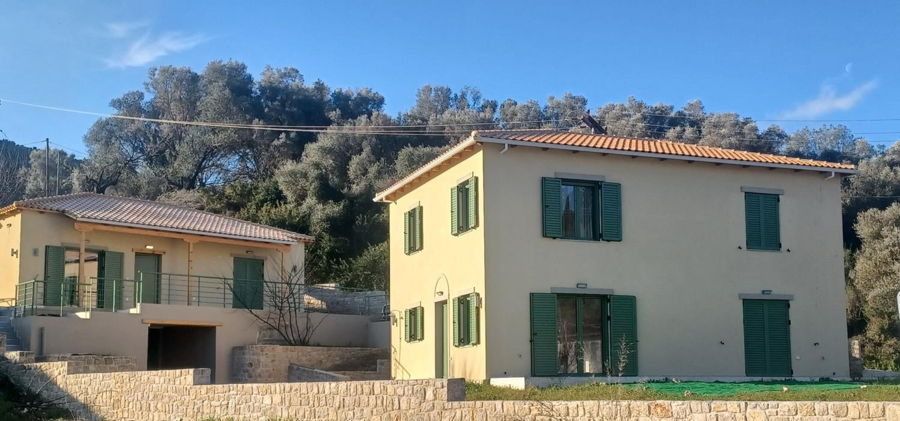 Two-Bedroom House photo 2