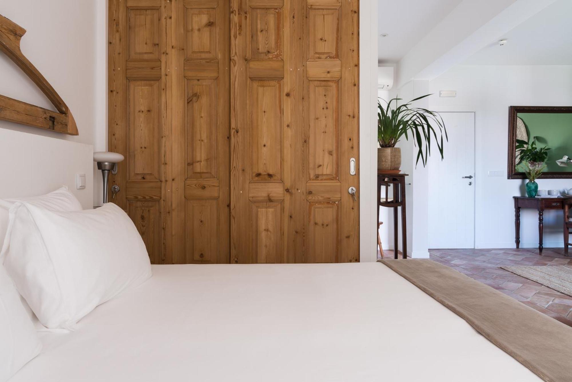 Double or Twin Room photo 3