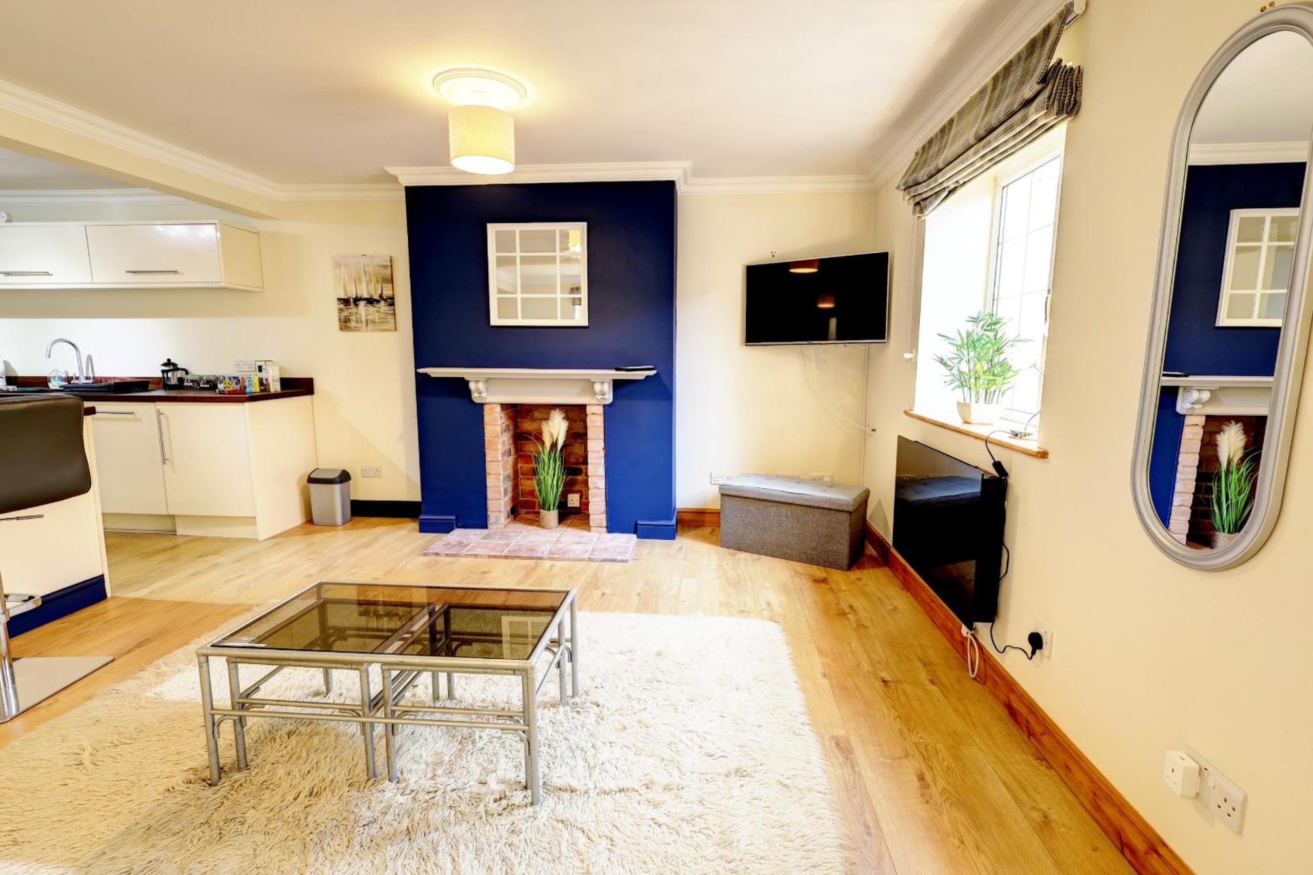 Apartment photo 1
