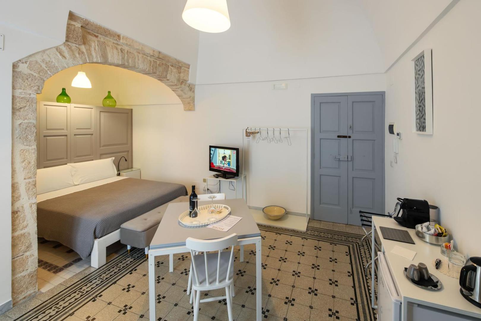Double Room with Extra Bed - Photo 2