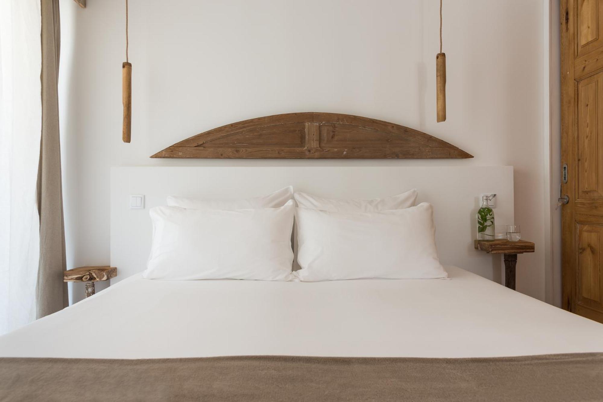 Double or Twin Room with Terrace photo 2