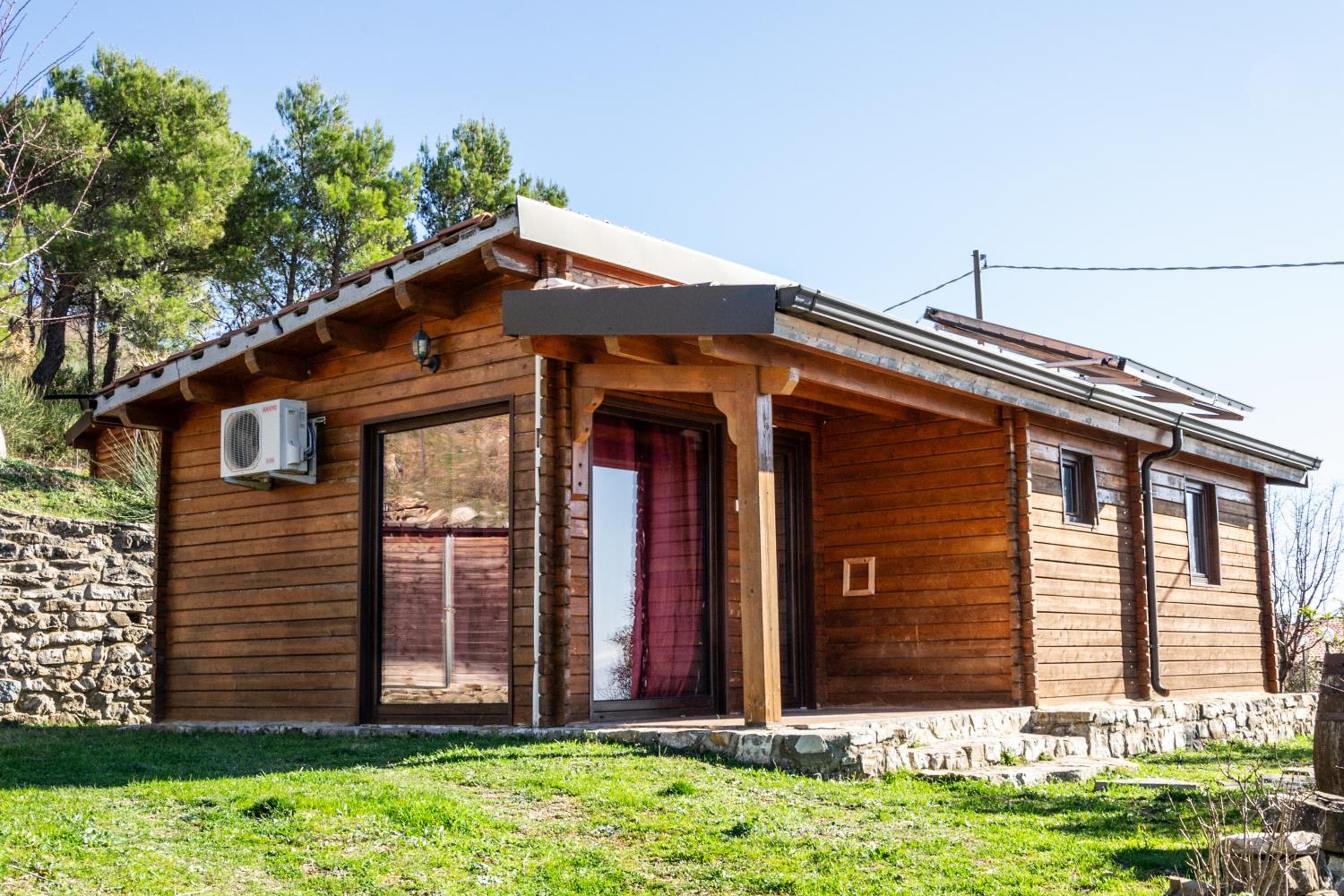 Family Bungalow - Photo 2