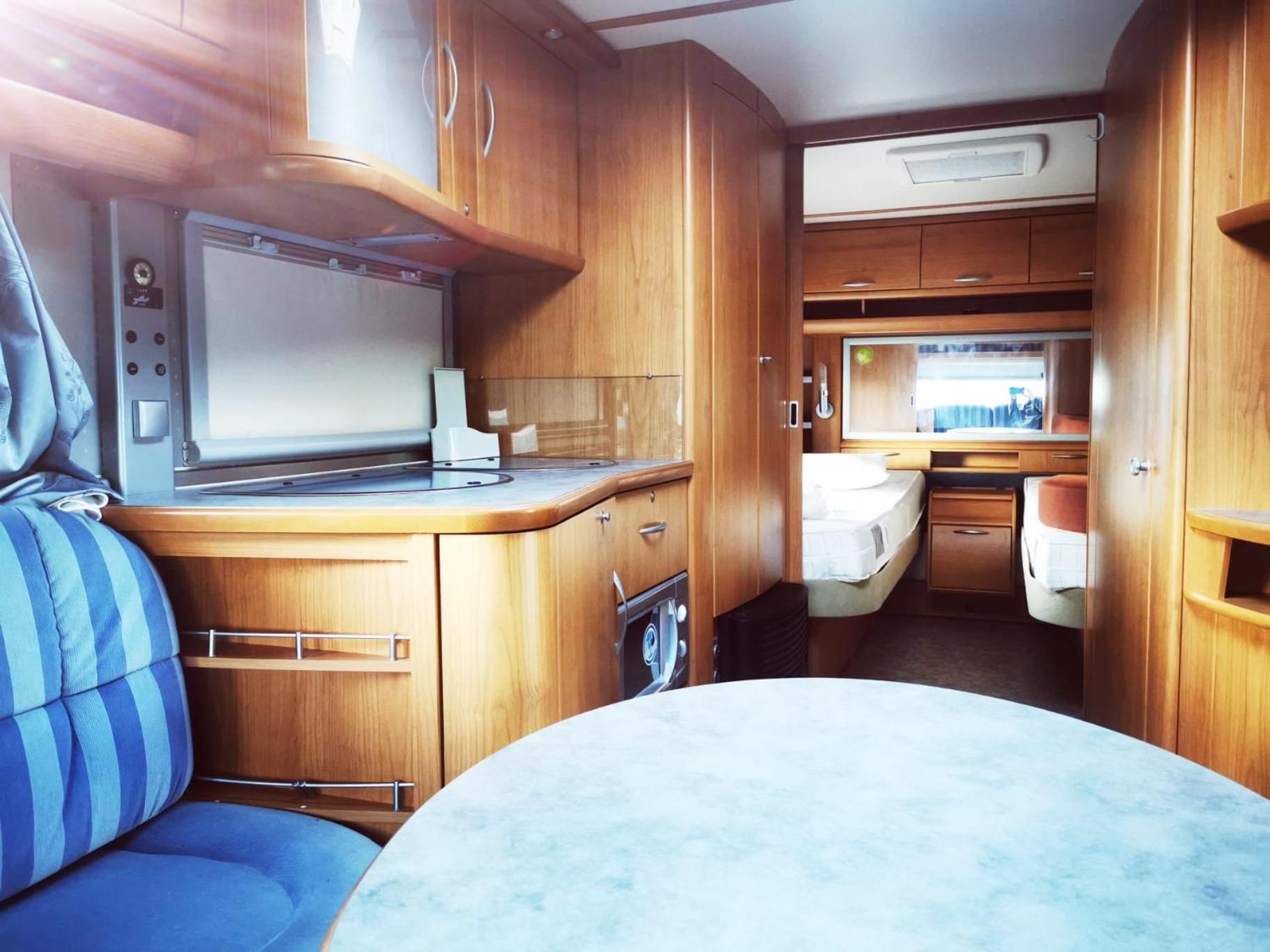 Caravan photo 2
