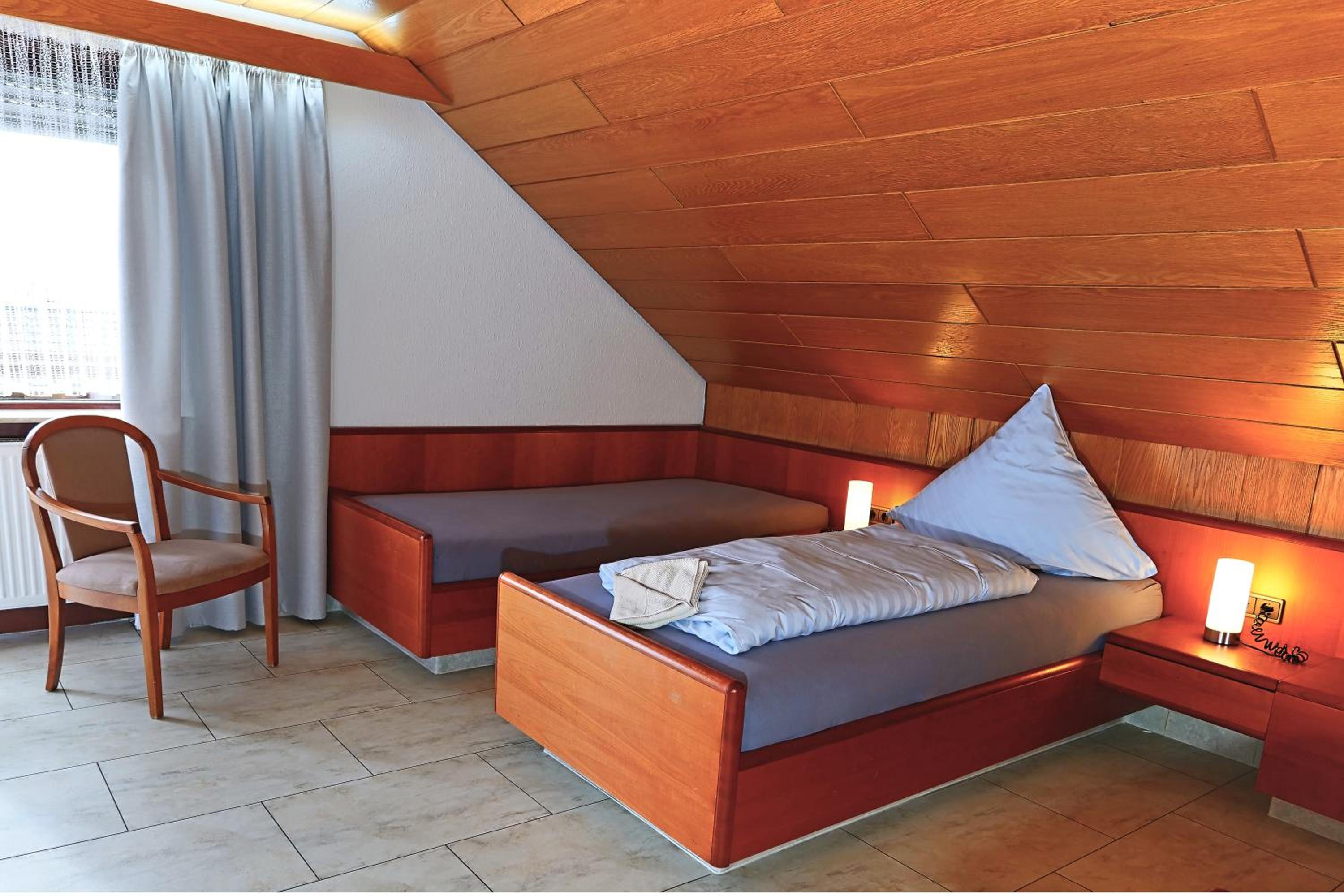 Single Room photo 2