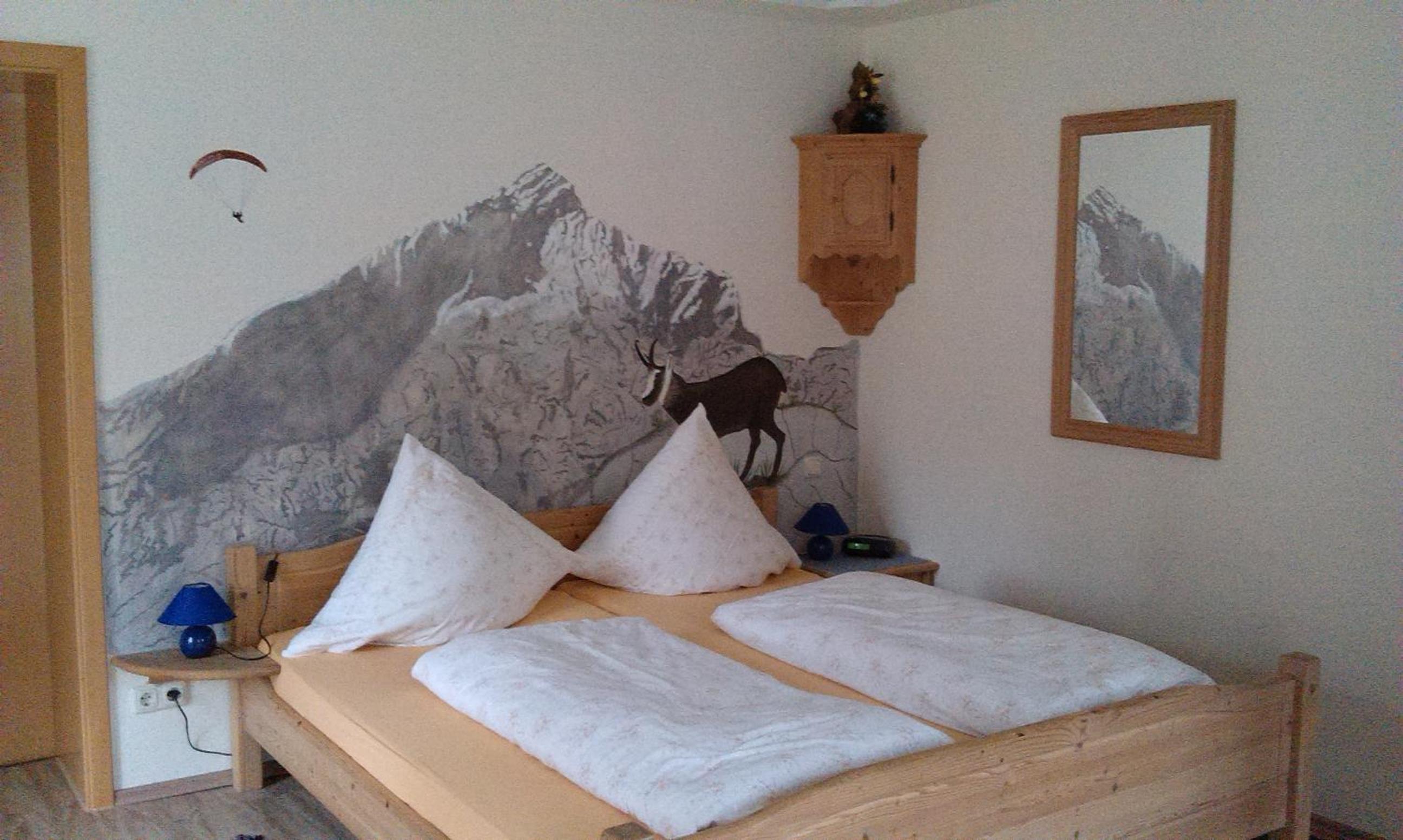 One-Bedroom Apartment with Balcony photo 2