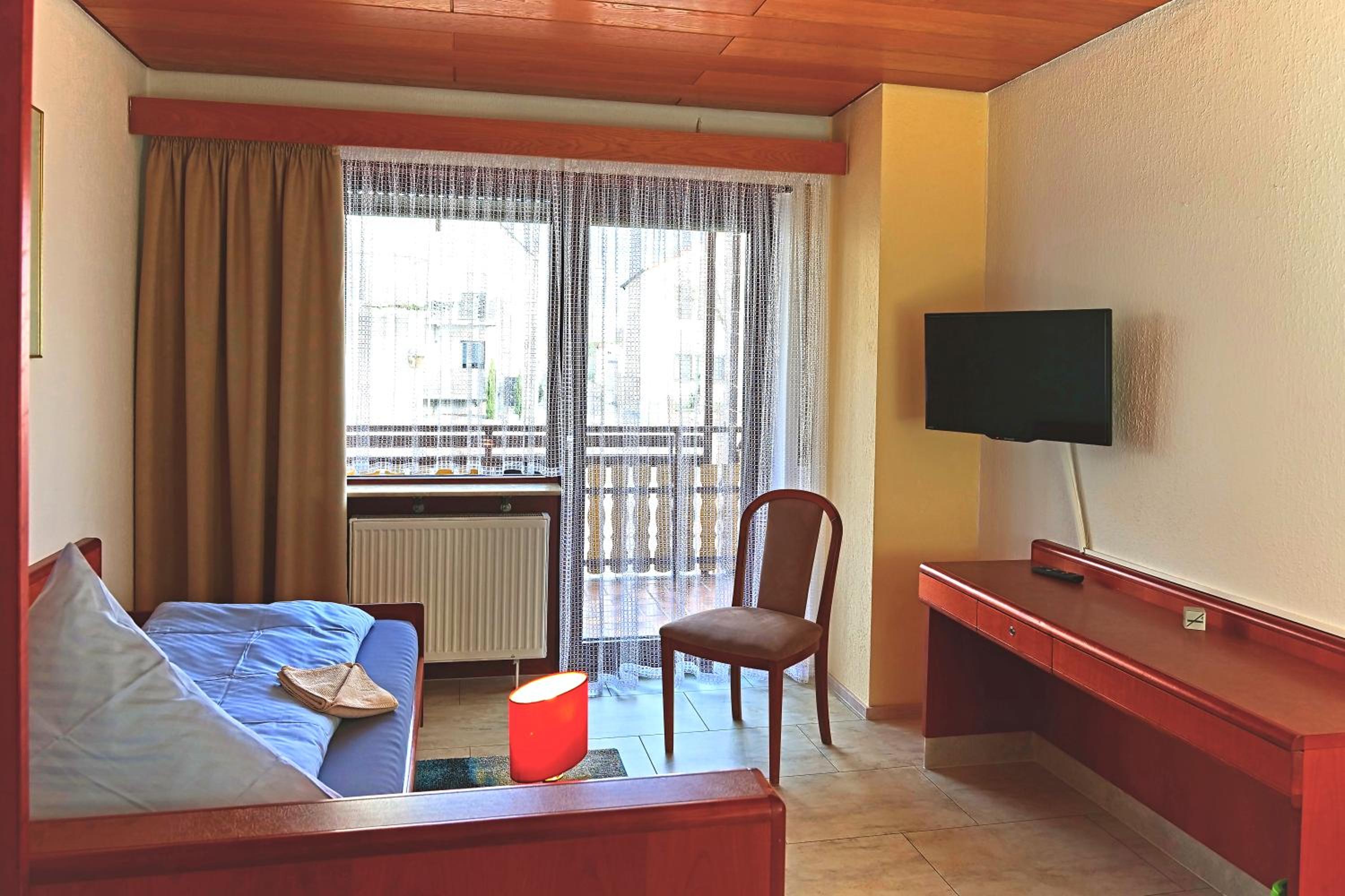 Single Room photo 3