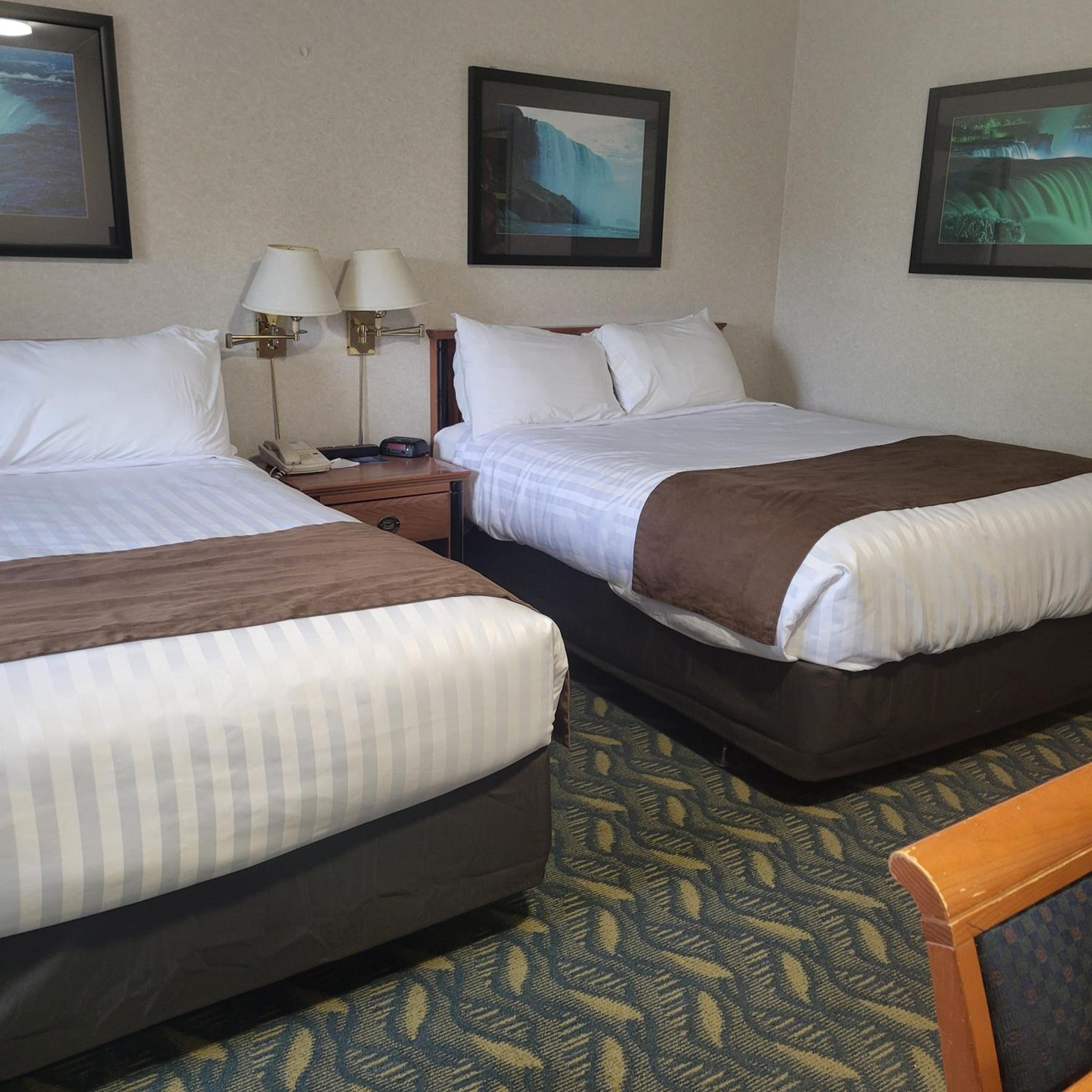 Double Room with Two Double Beds - Non-Smoking - Photo 4