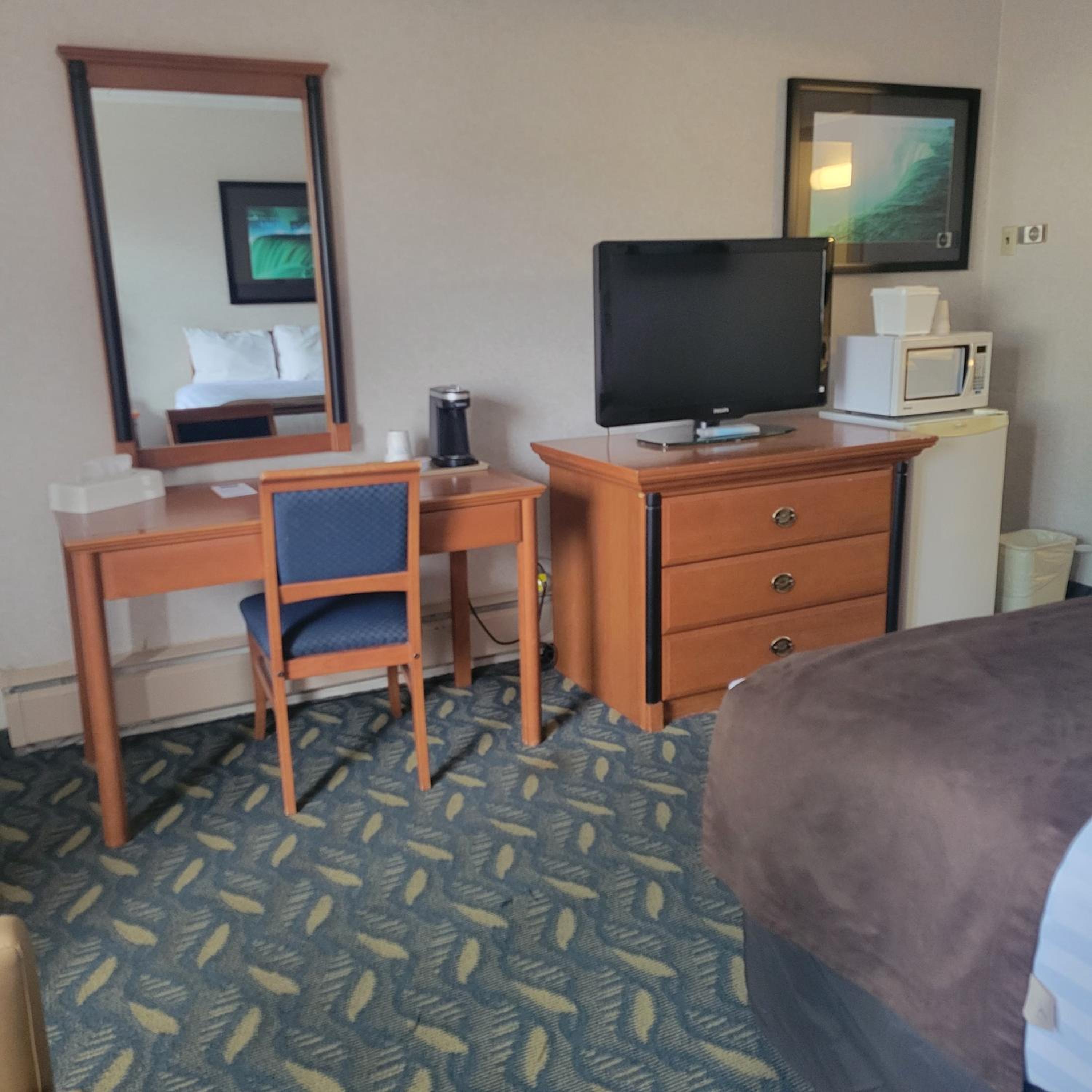 King Room- Non-Smoking - Photo 4