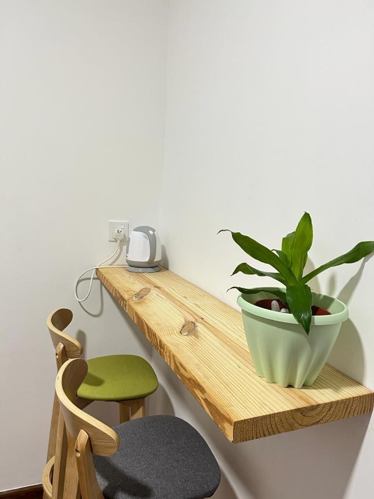 One-Bedroom Apartment photo 2
