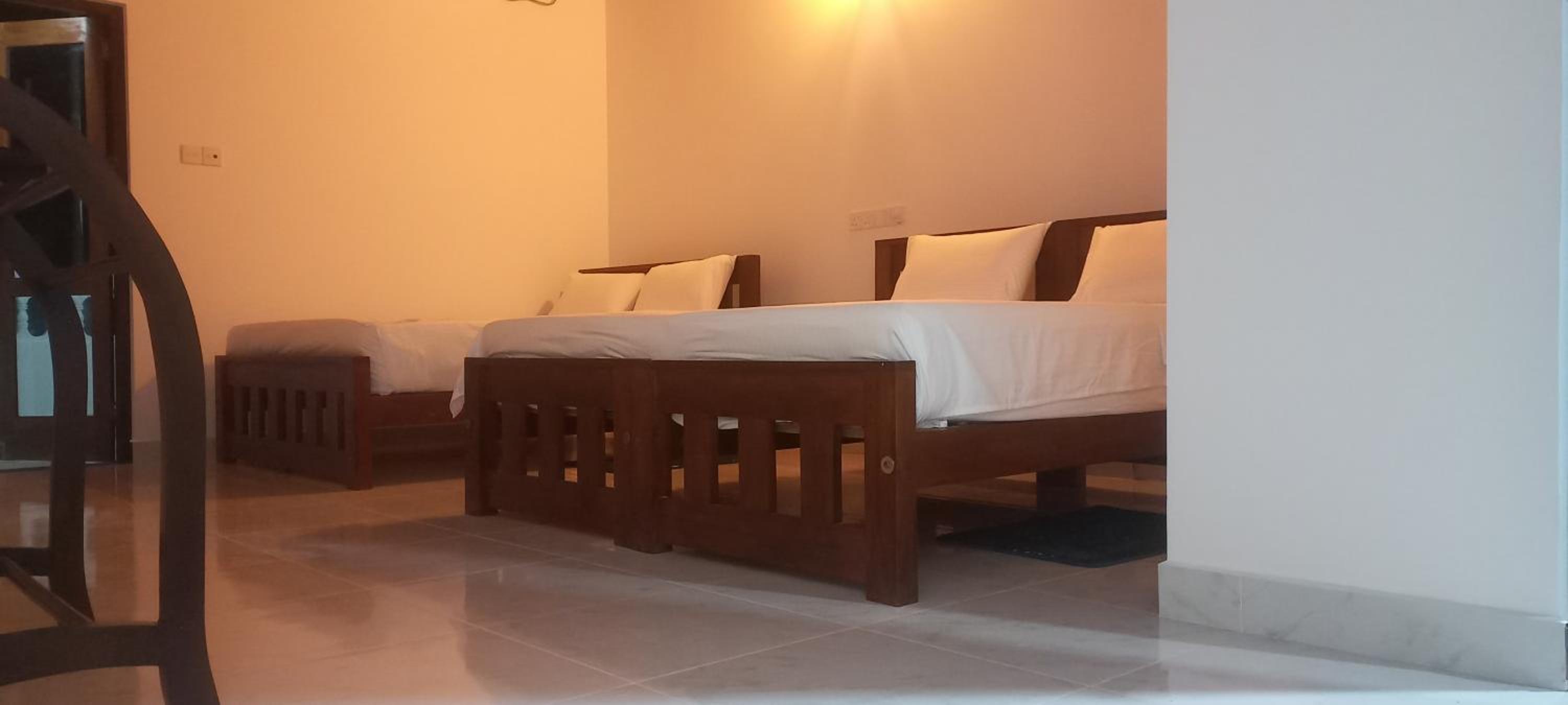 Deluxe Family Room - Photo 3