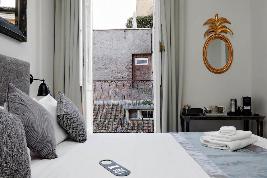 Double Room with Balcony photo 2