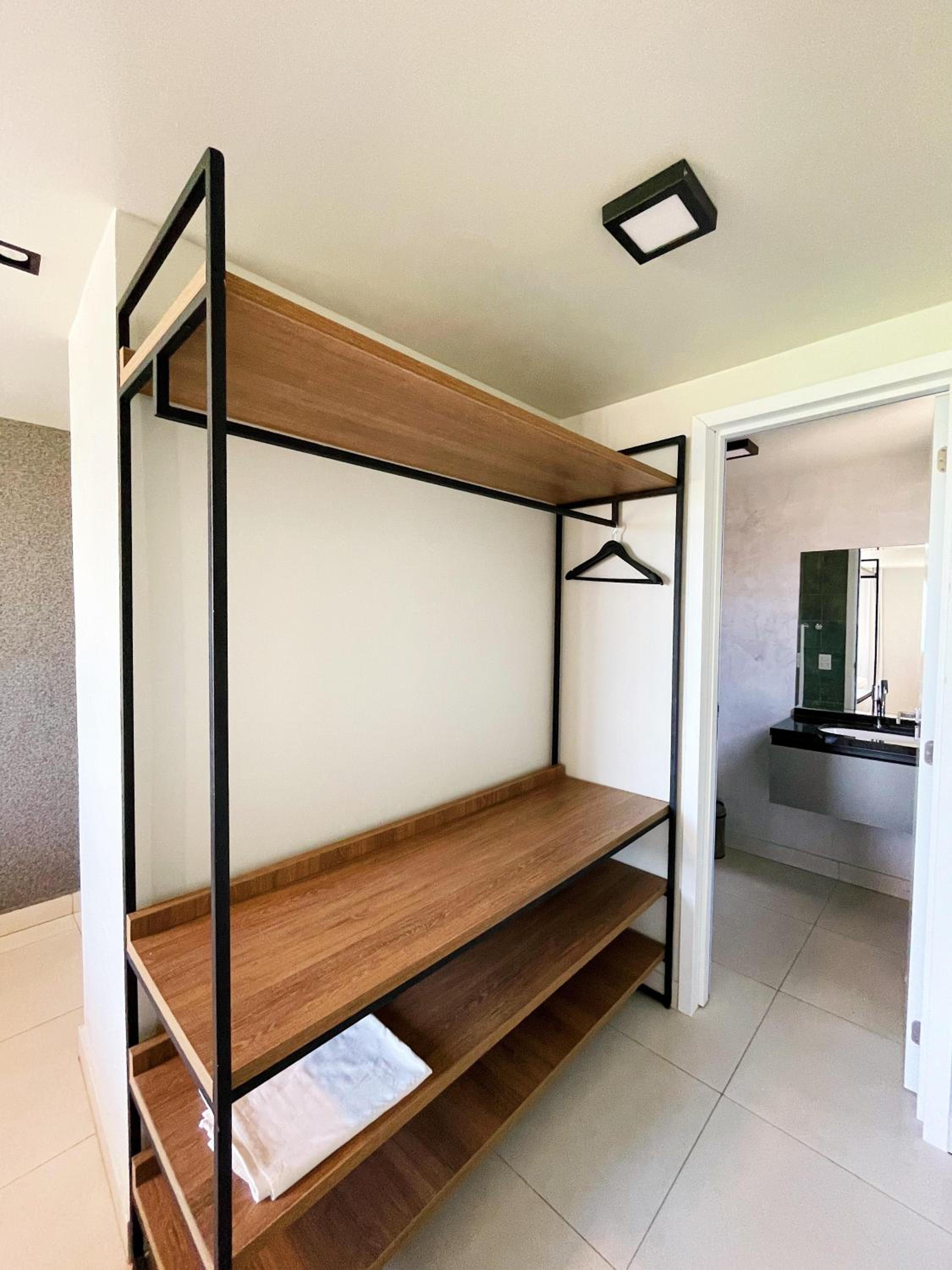 Standard Triple Room with Sea View - Photo 18