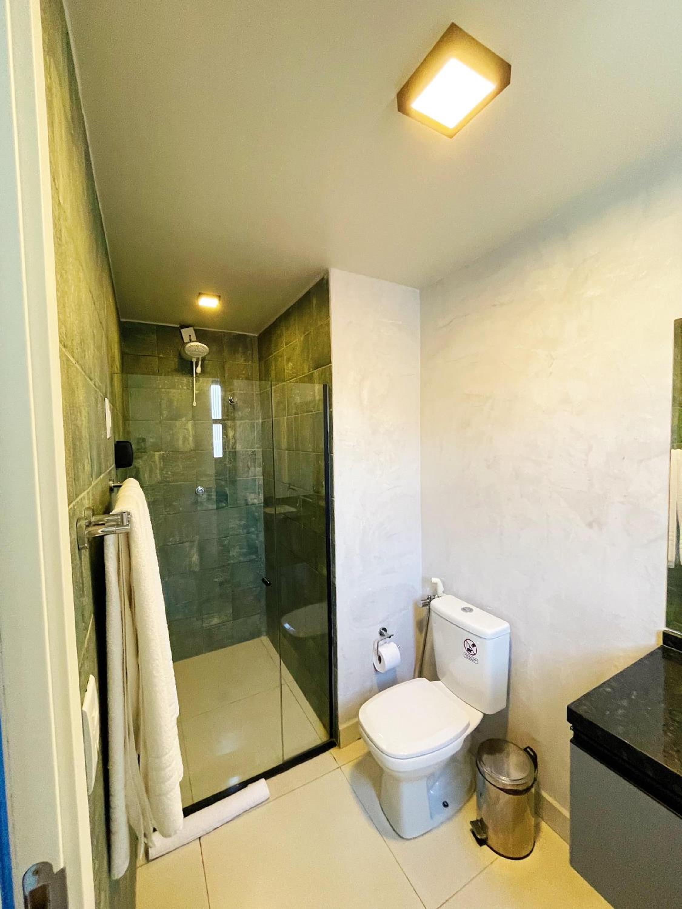 Standard Triple Room with Sea View - Photo 15