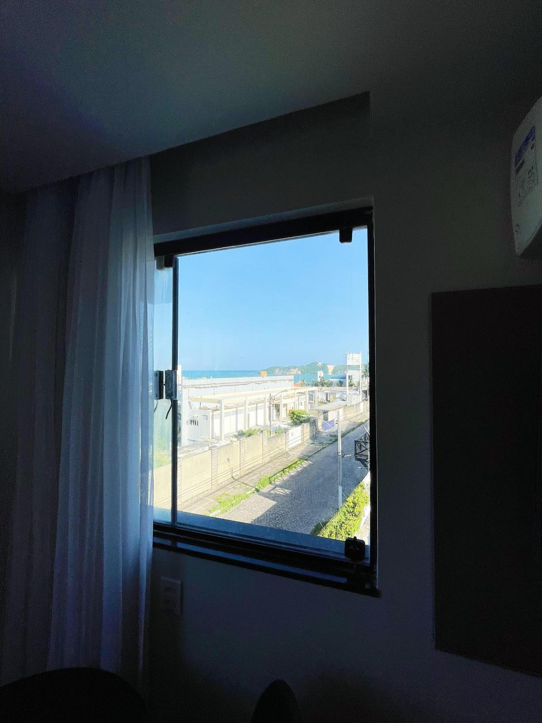 Standard Triple Room with Sea View - Photo 7