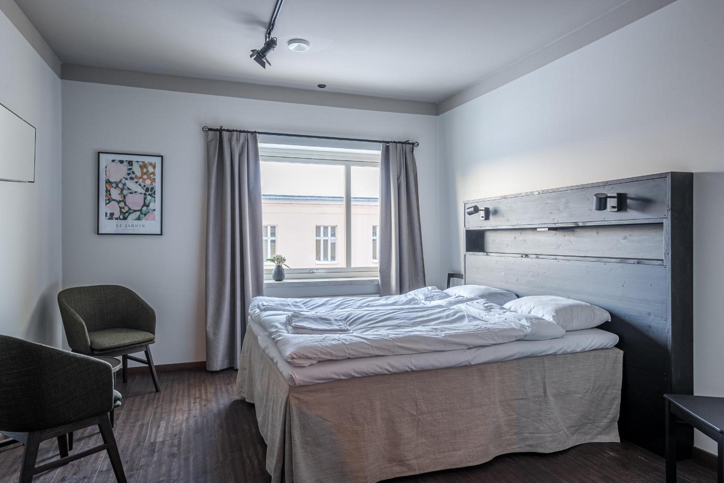 Queen Room With Garden View