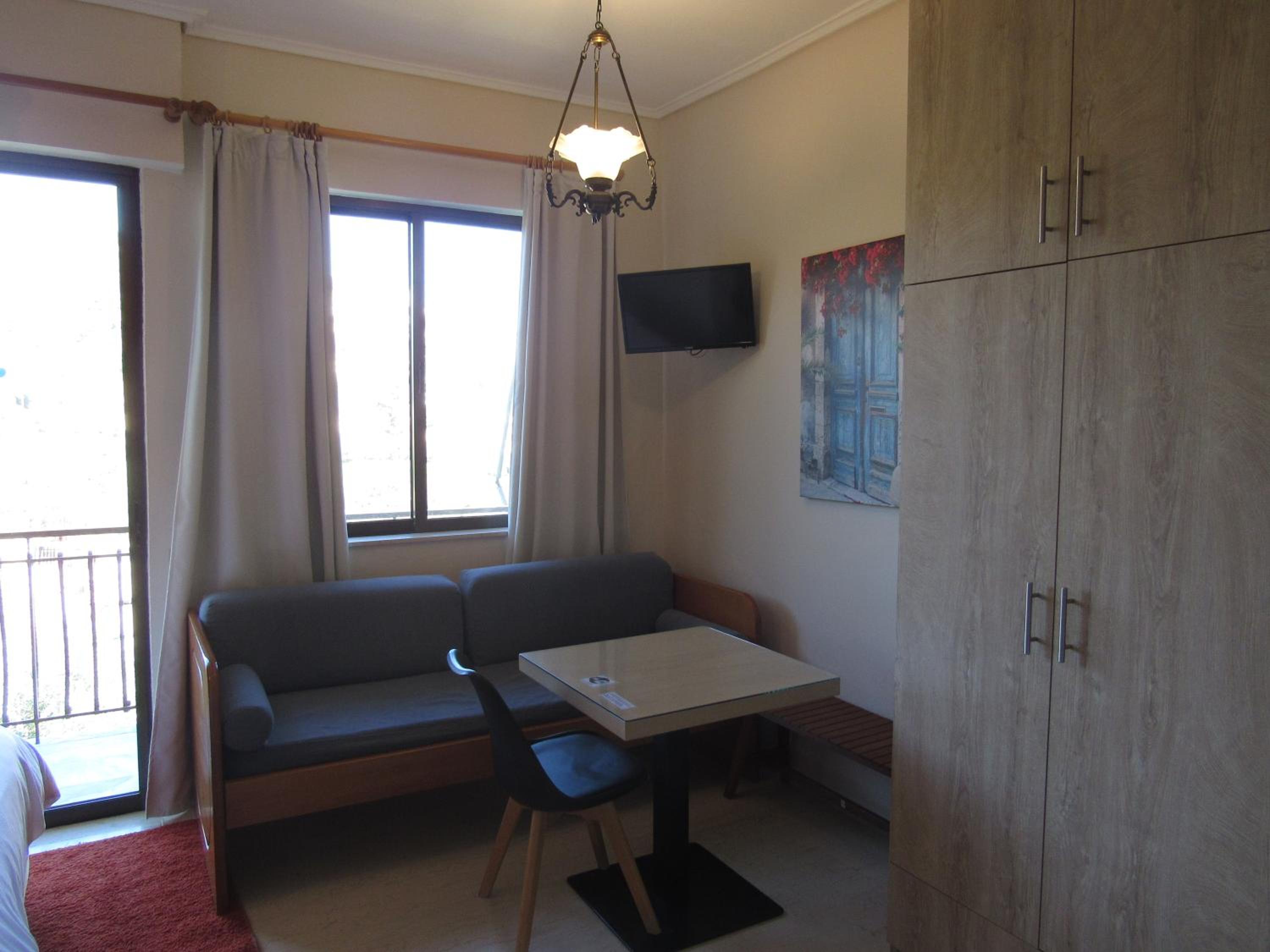 Studio with Partial Sea View
