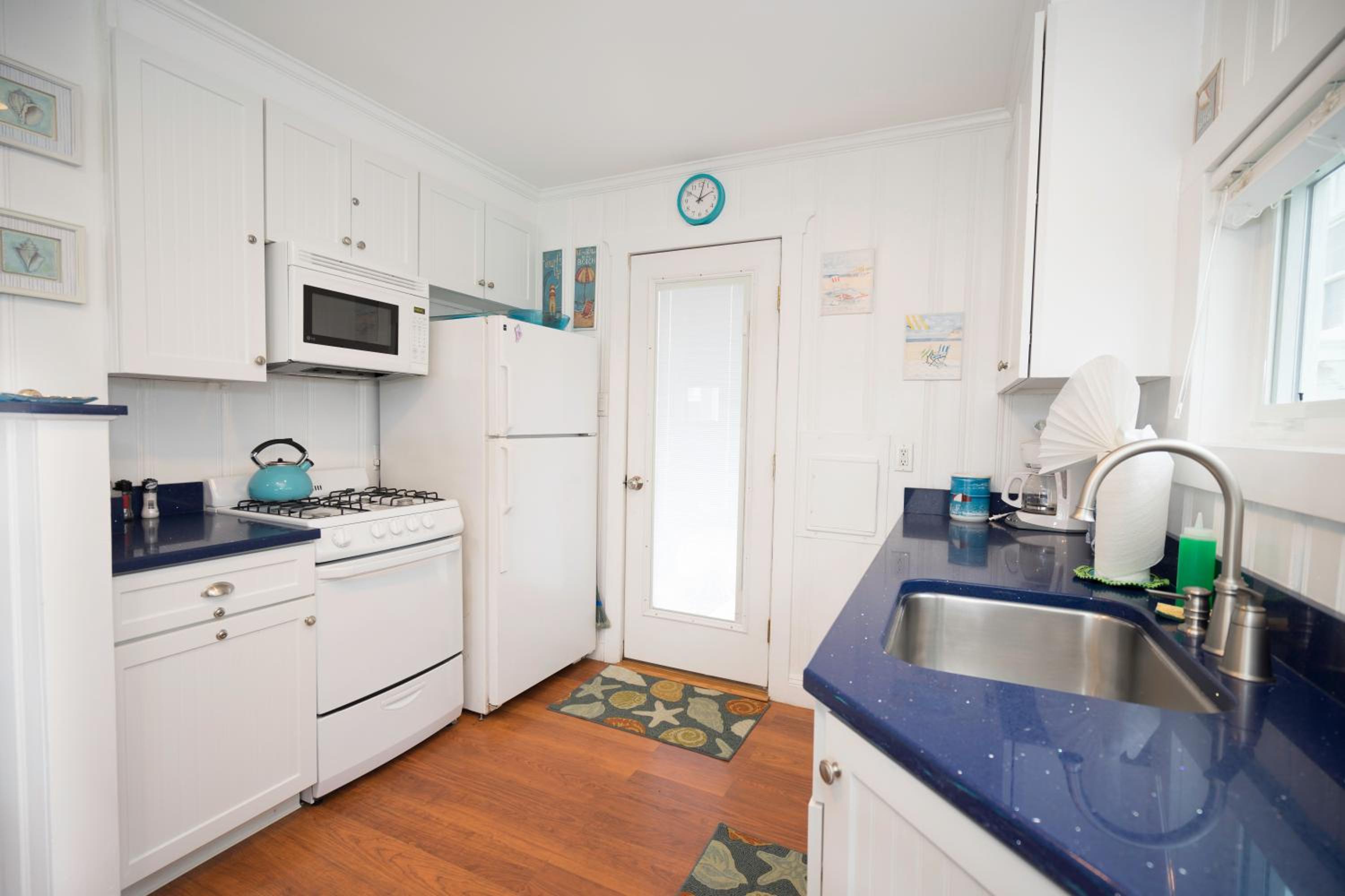 Two-Bedroom Cottage photo 1