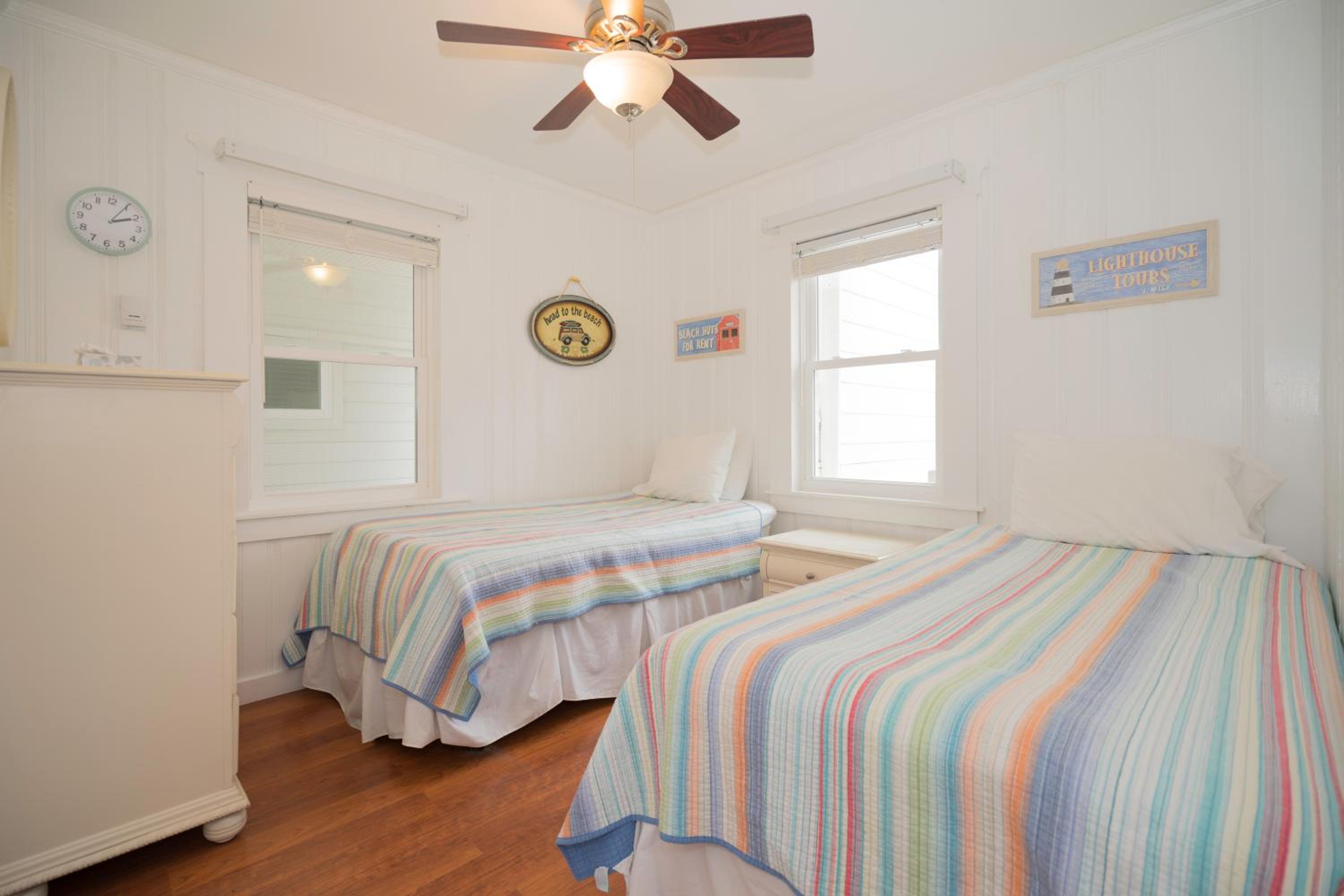 Two-Bedroom Cottage photo 2