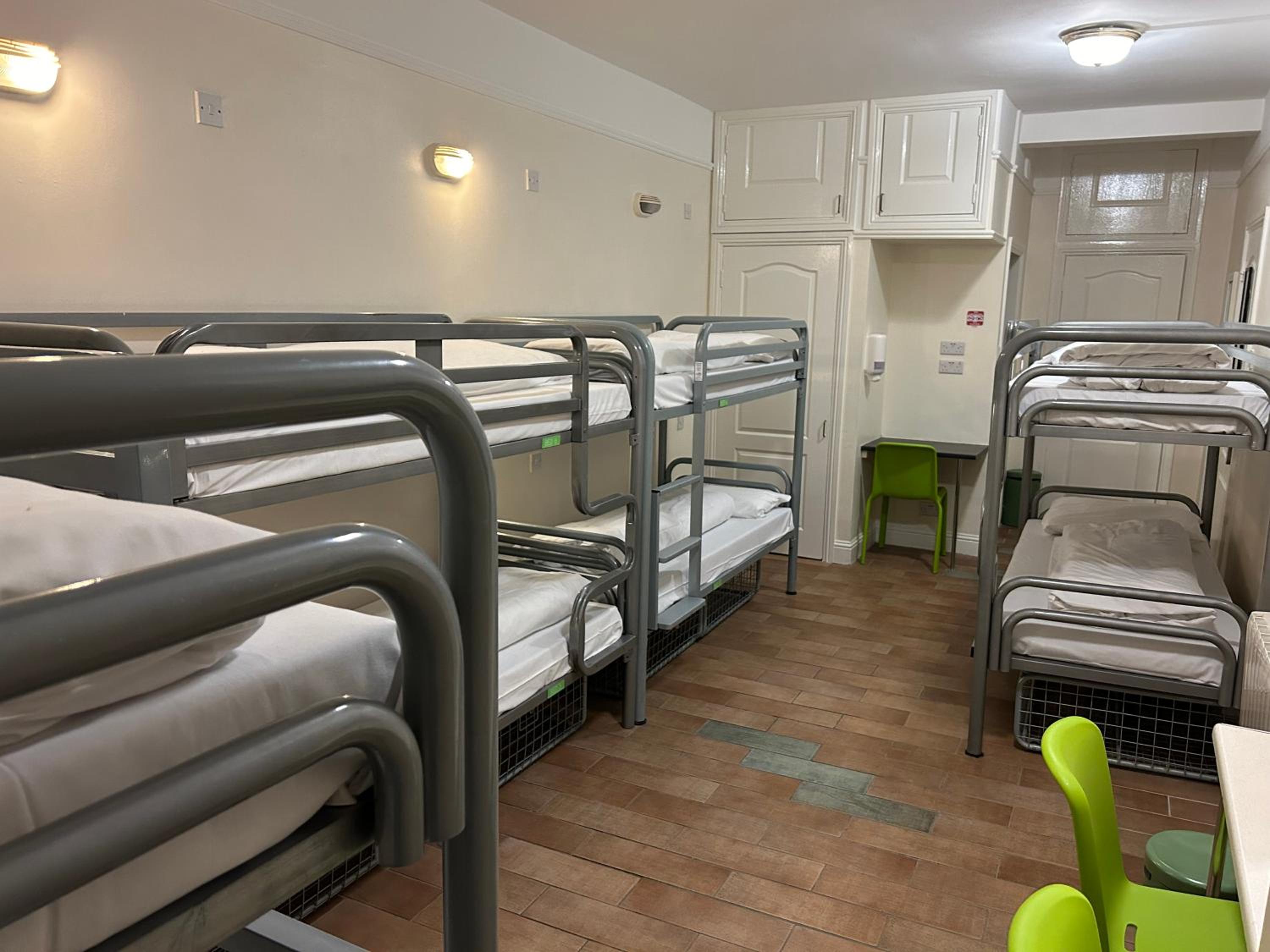 Bed in 8-Bed Mixed Dormitory Room photo 2