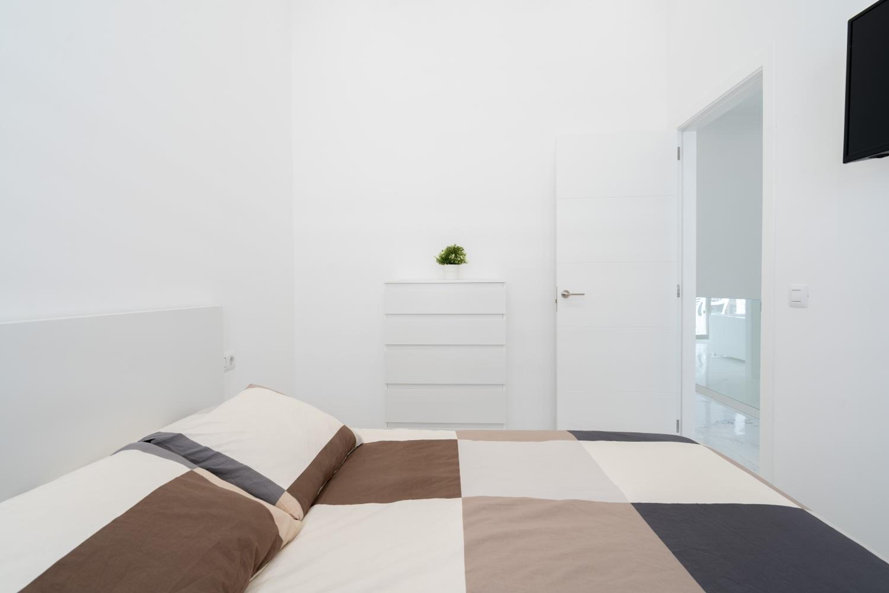 Three-Bedroom House photo 2