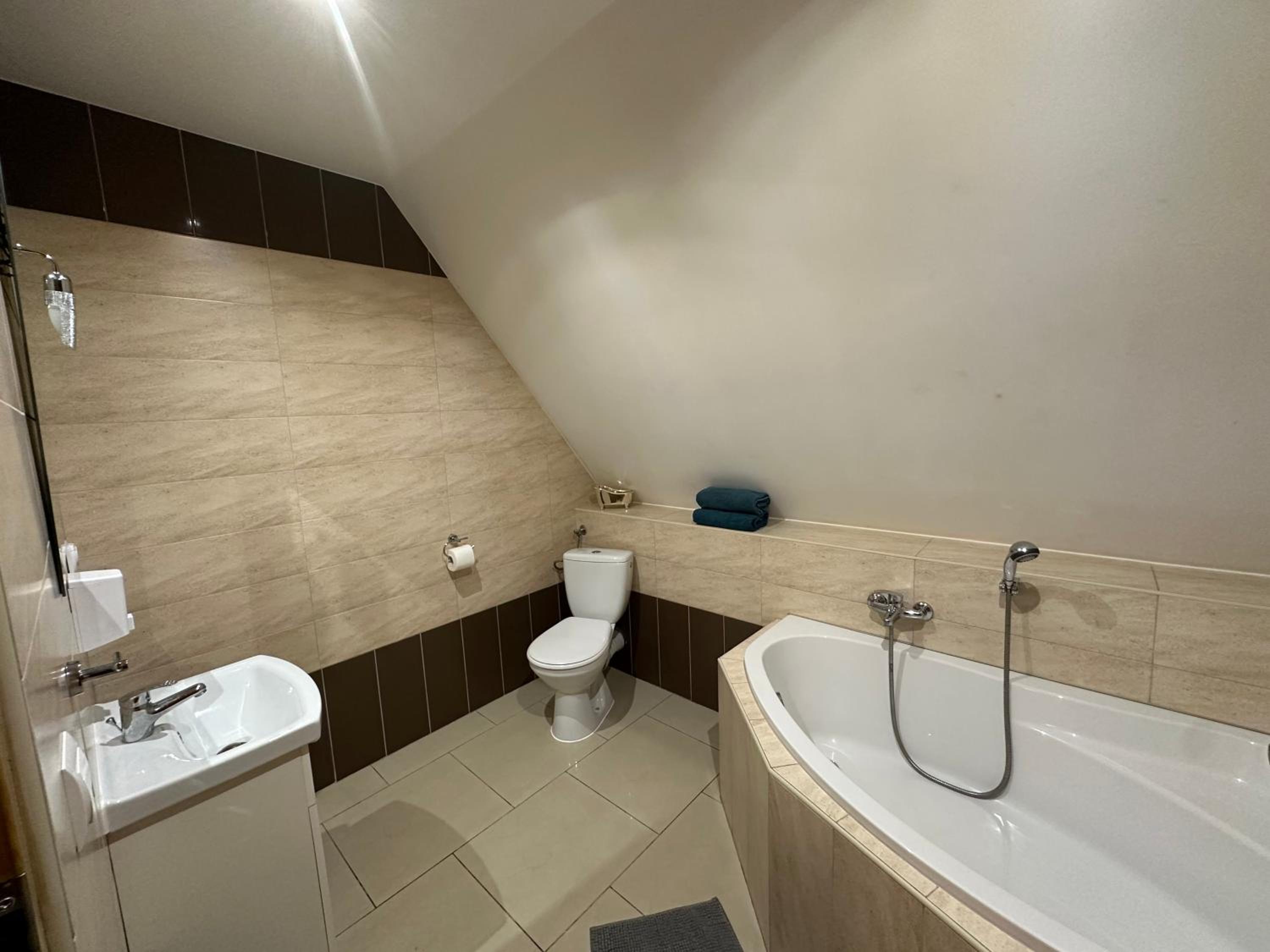 Double or Twin Room photo 2