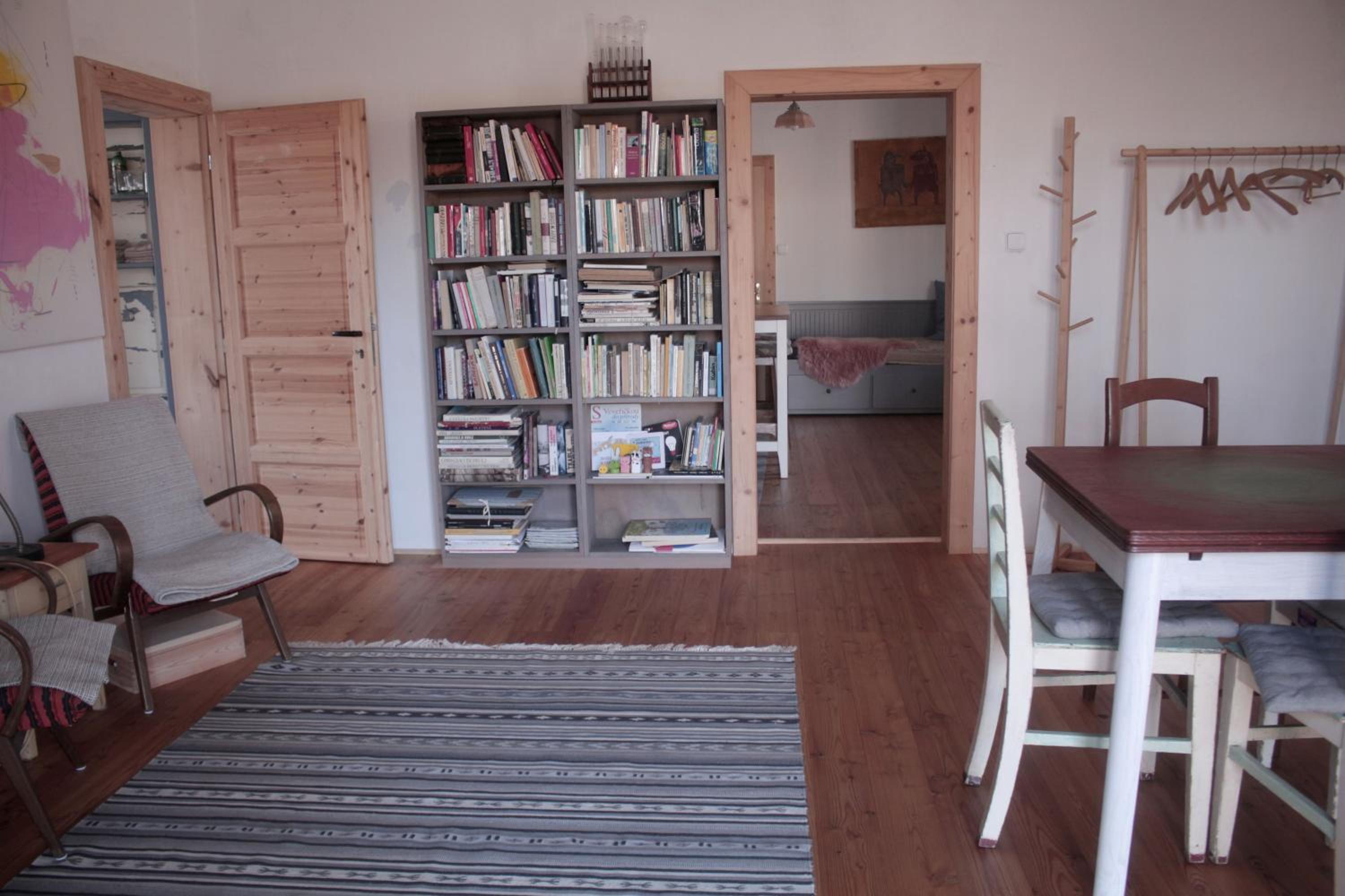 Family Room photo 3
