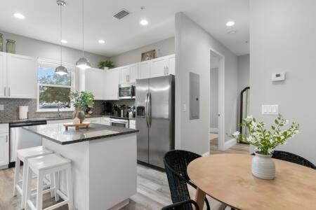 Apartment photo 3