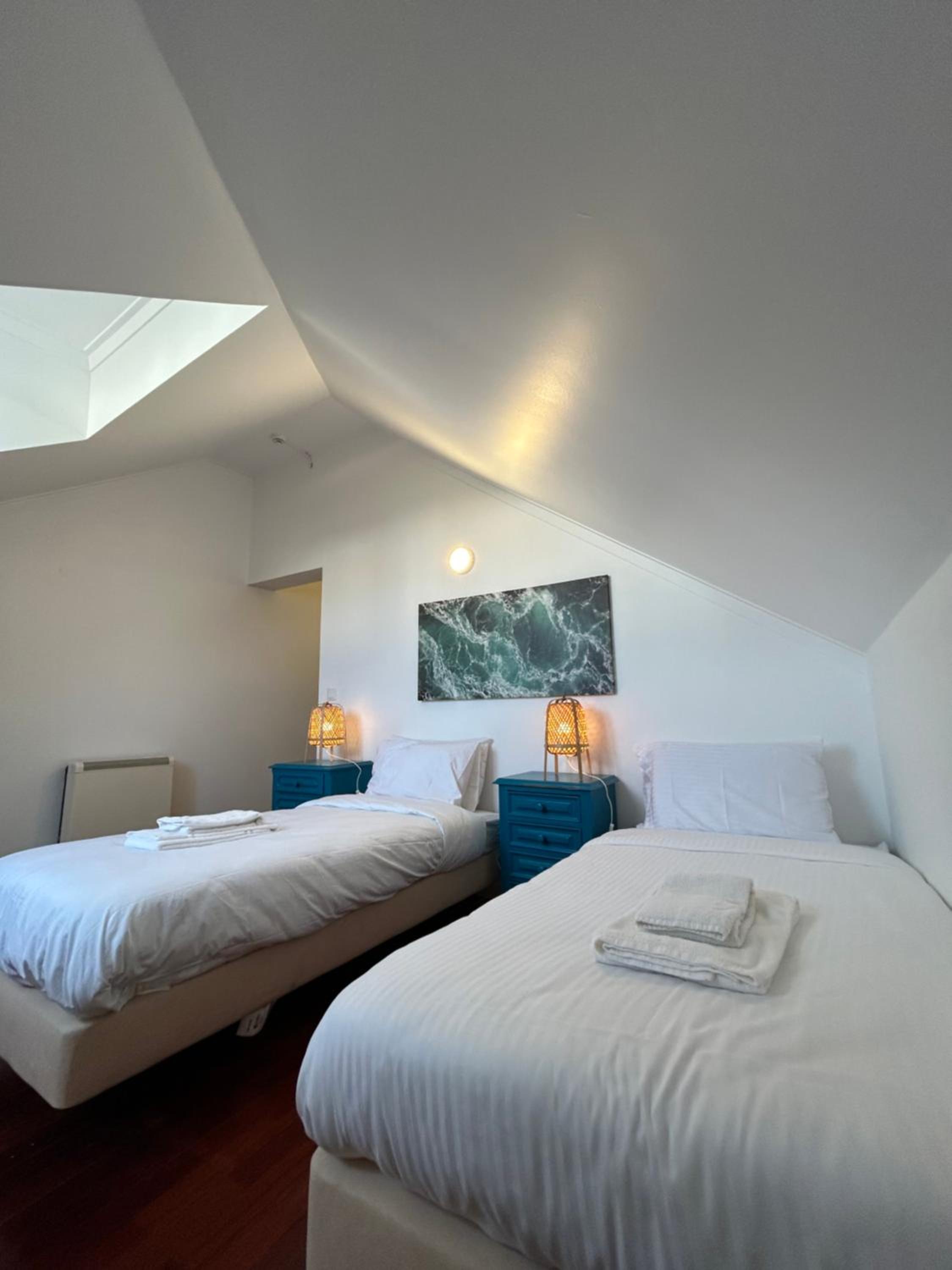 Twin Room with Bathroom photo 3