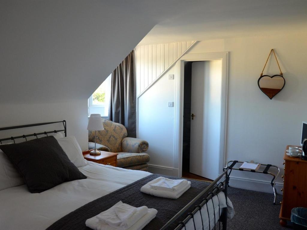 Double Room with Private Bathroom