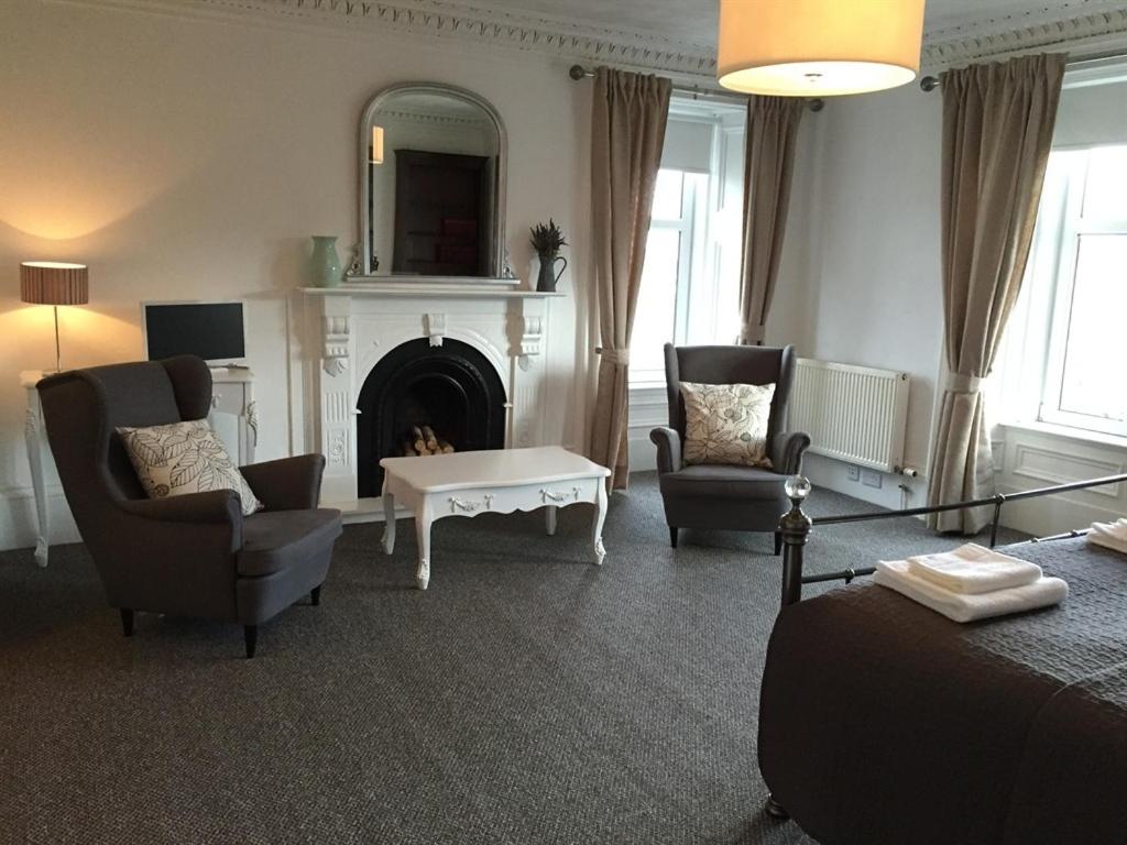 One-Bedroom Suite