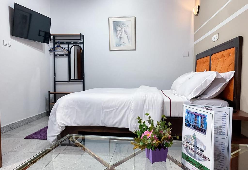 Deluxe Room (2 Adults + 1 Child) photo 2