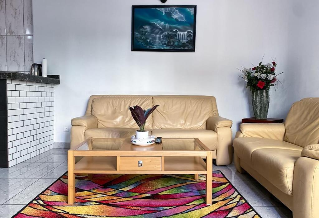 One-Bedroom Suite photo 2