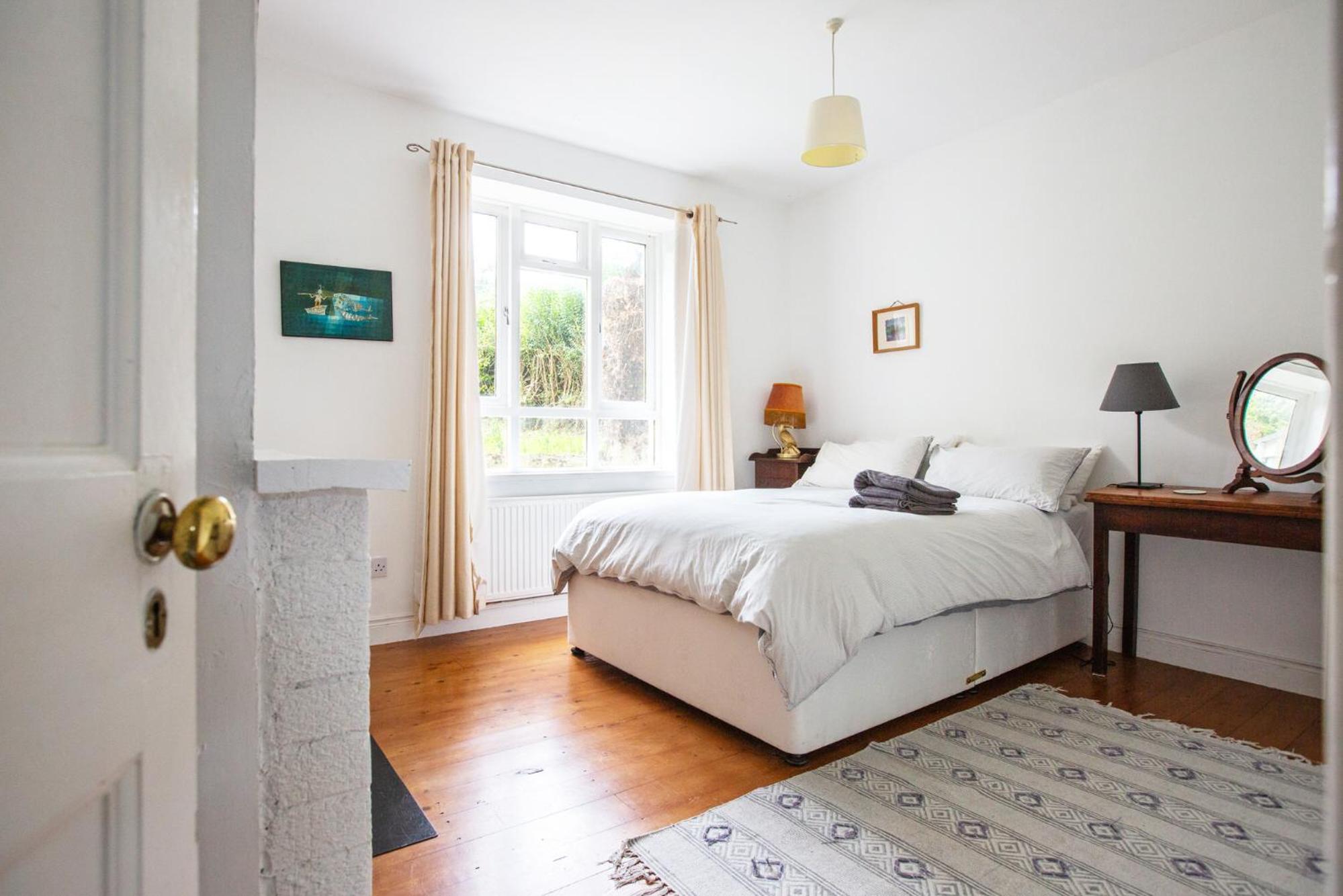 One-Bedroom House photo 1
