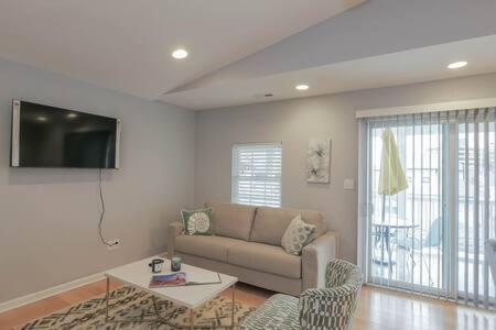 Family Room photo 1