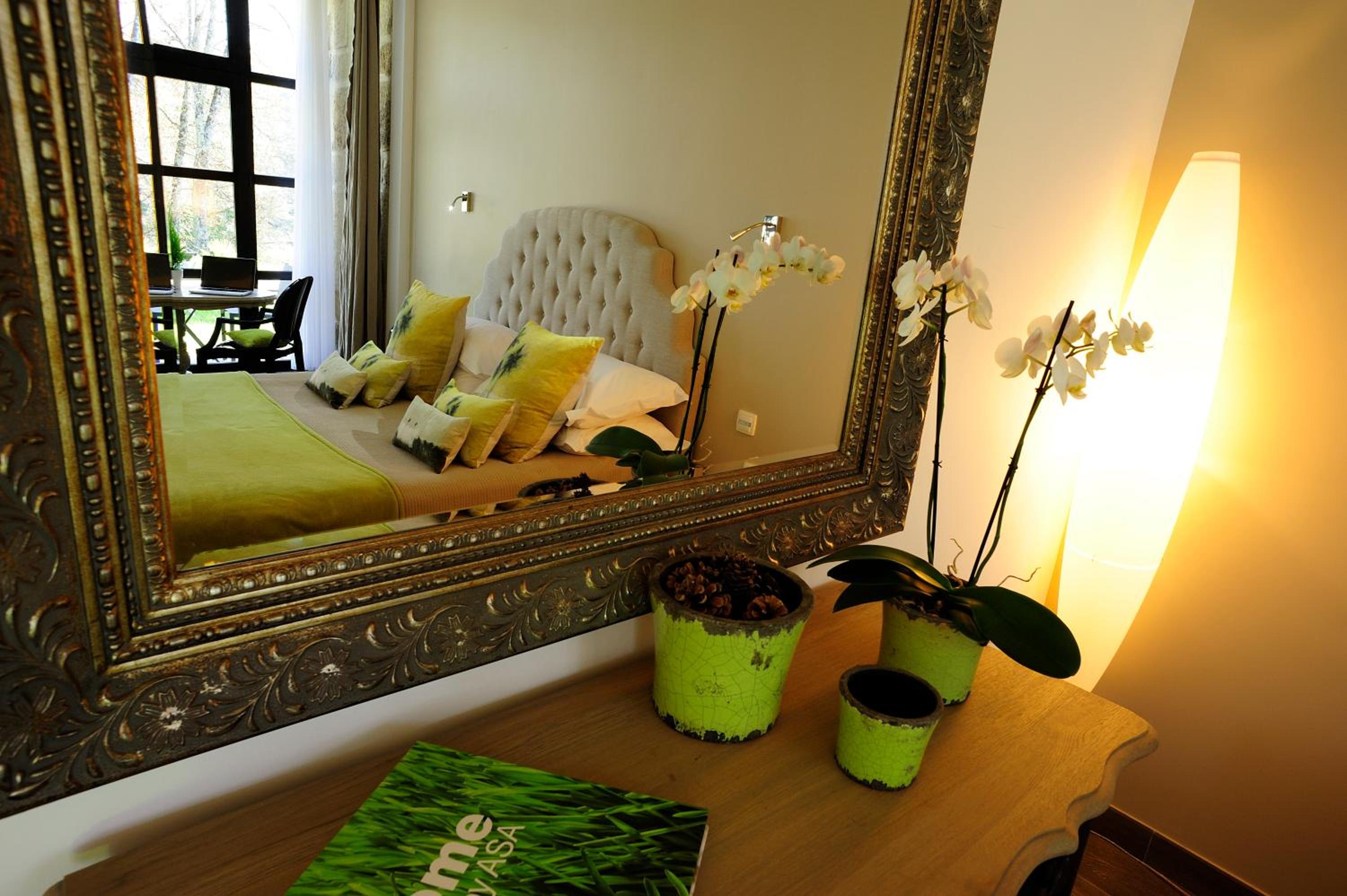 Pauline Suite - Photo 11