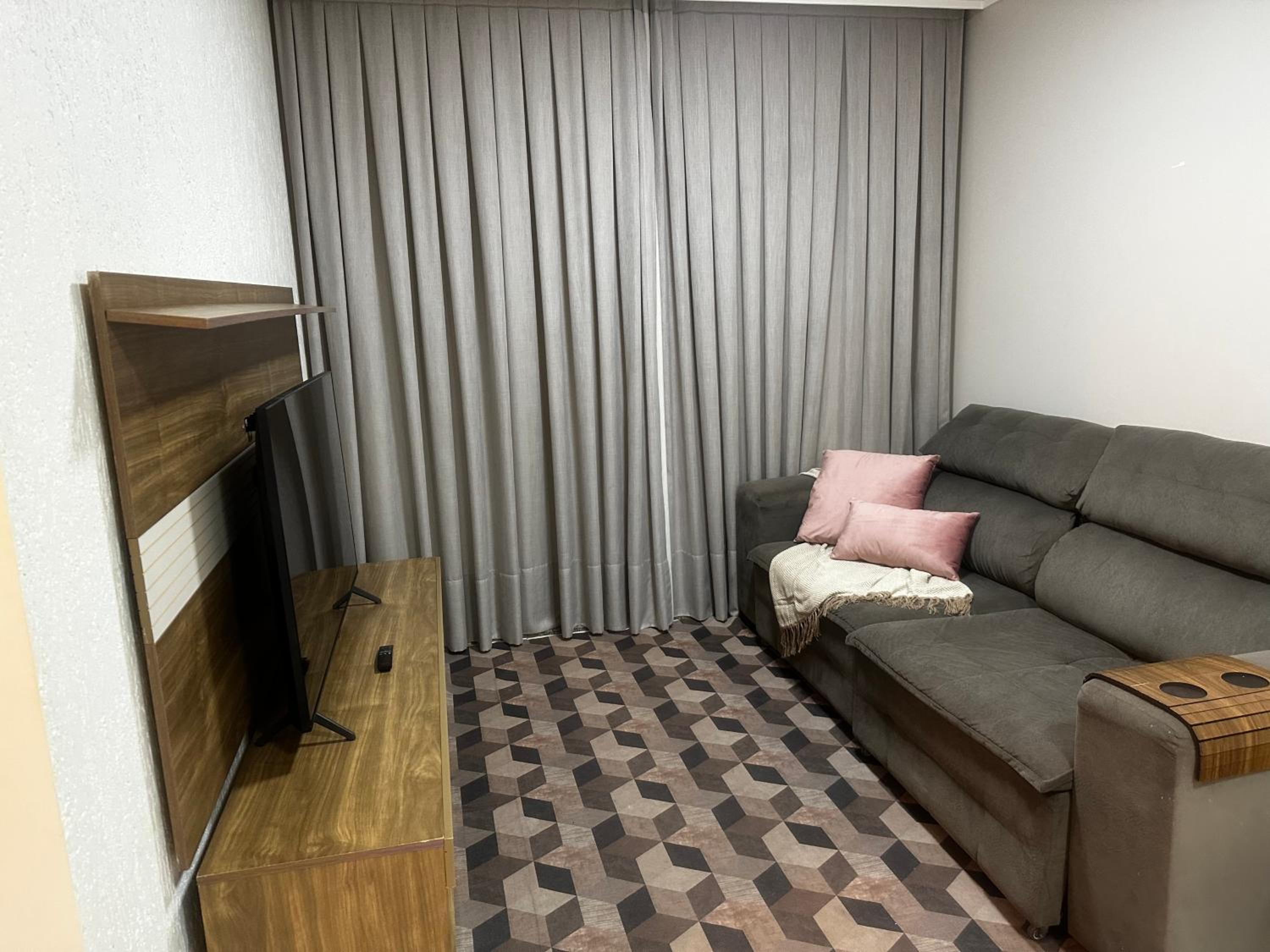 Apartment with Balcony photo 3