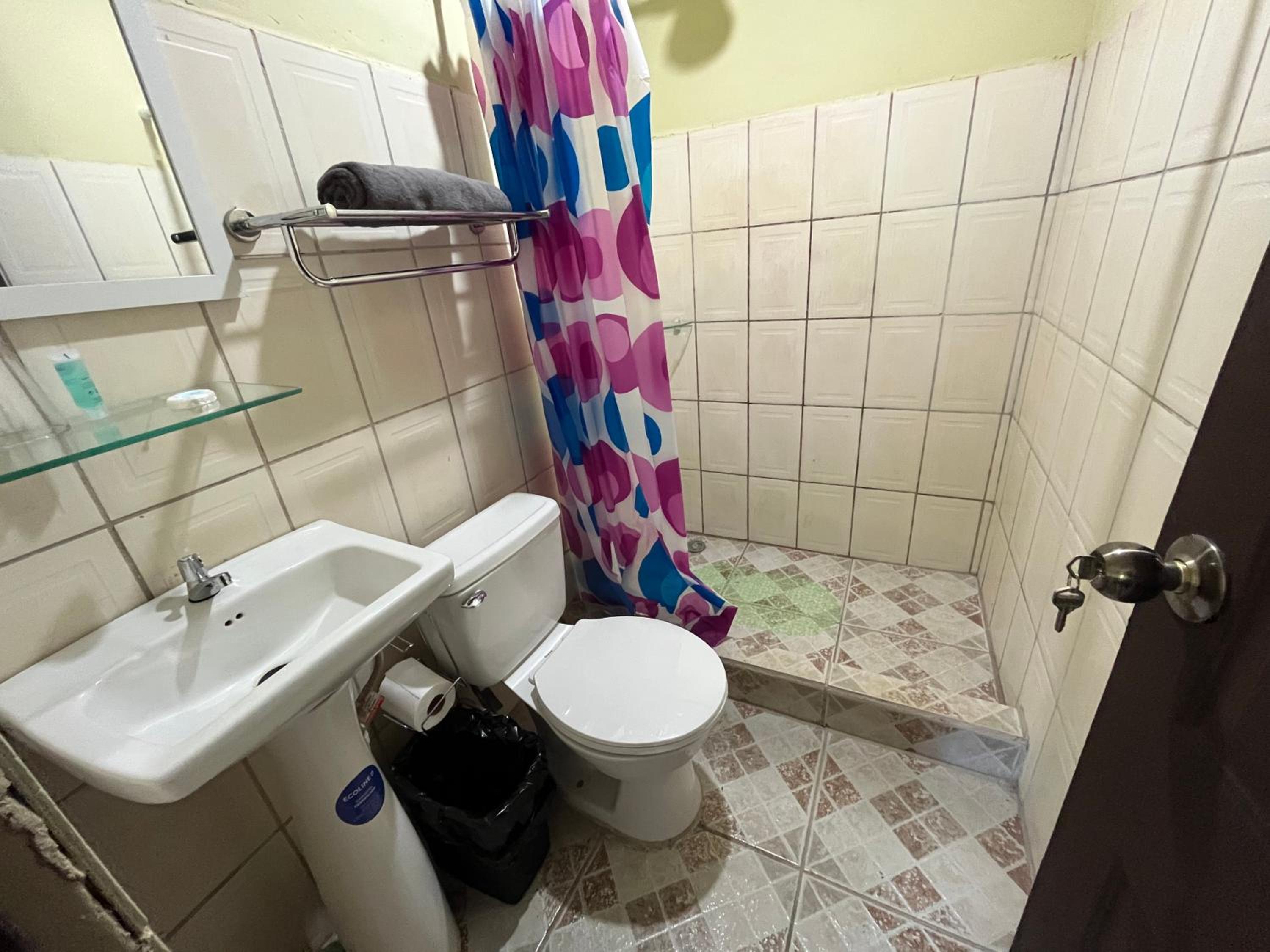 Economy Double or Twin Room photo 3
