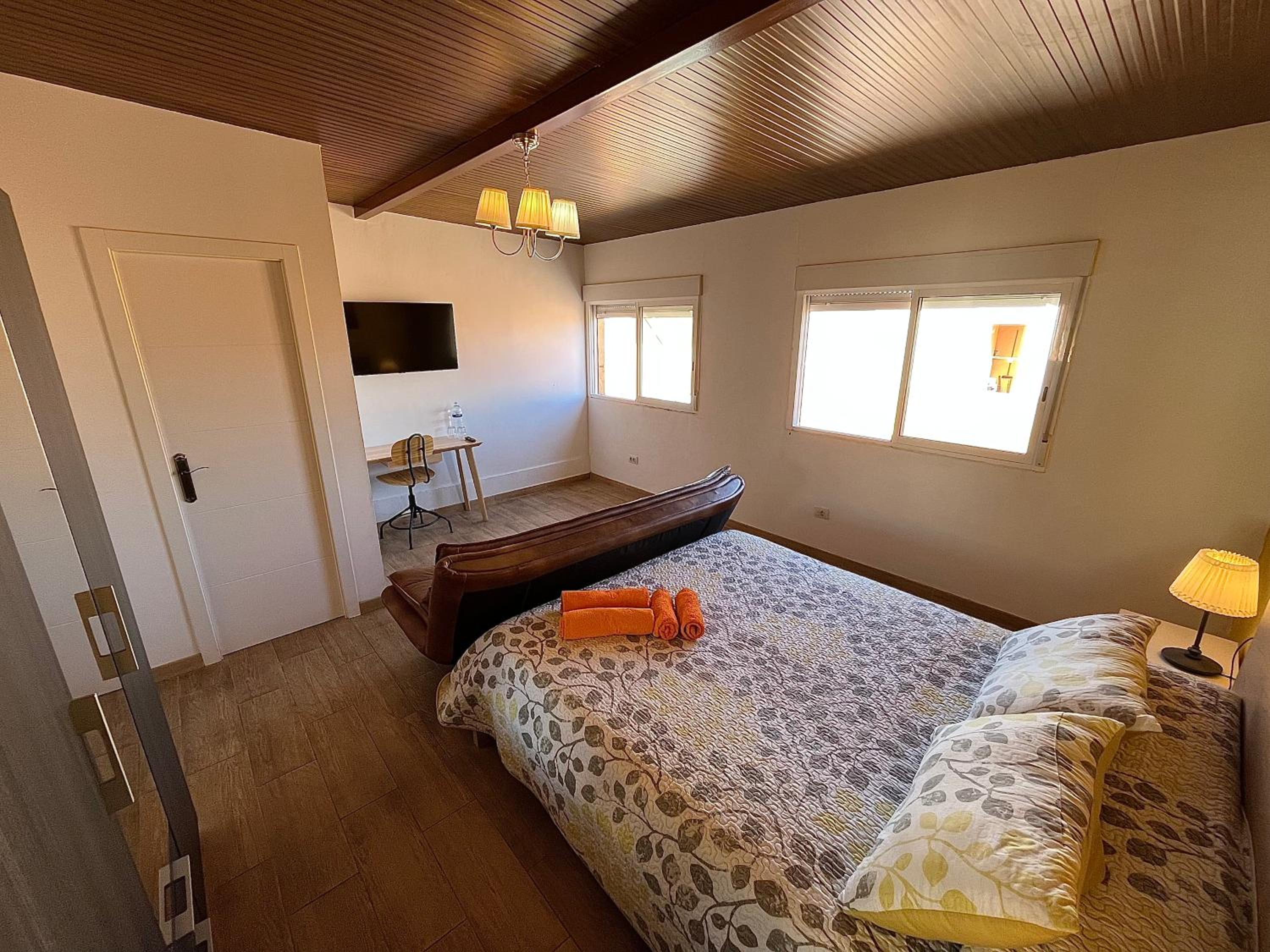 Double Room with Private Bathroom photo 3