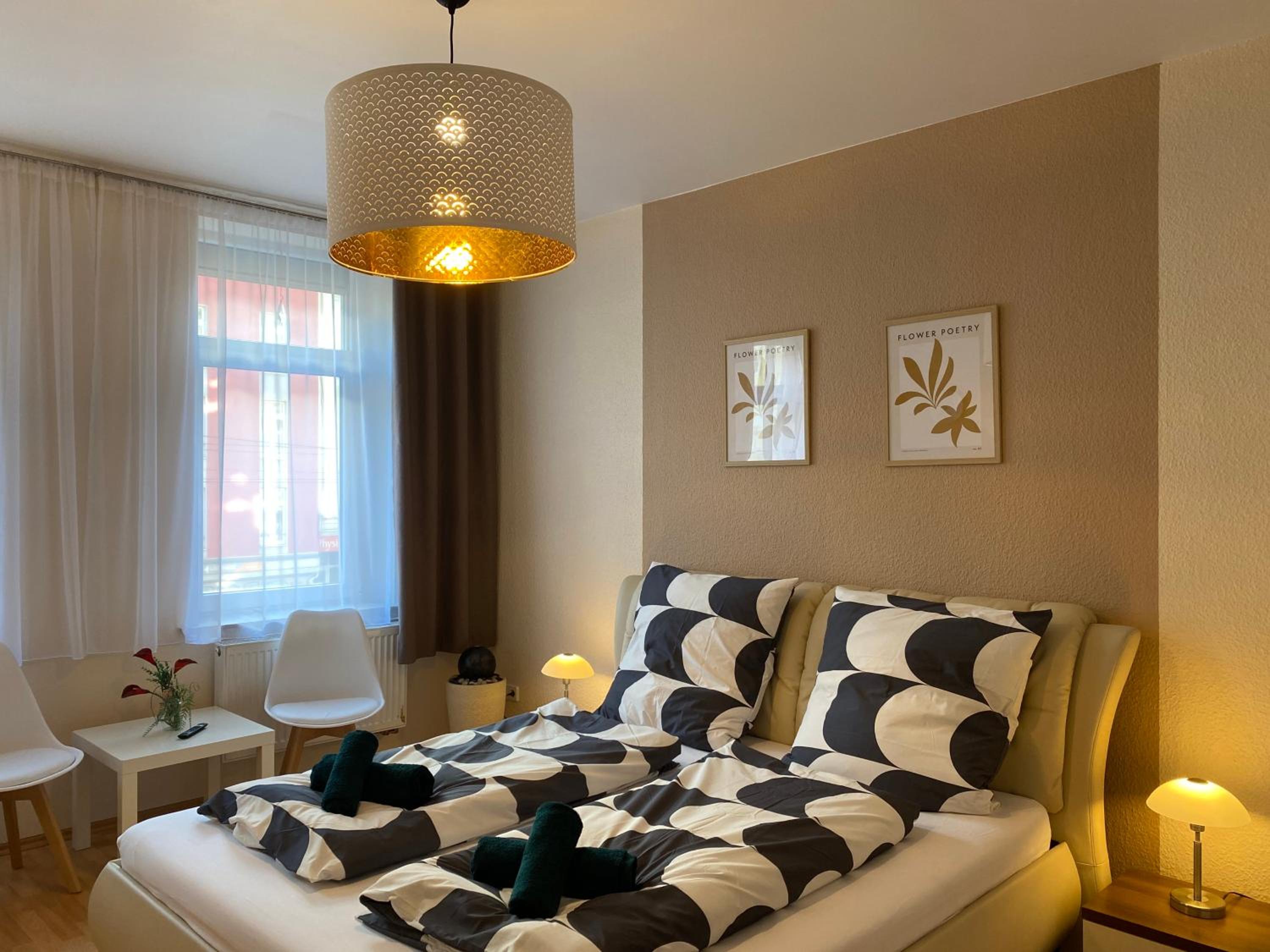 Double Room - Photo 5