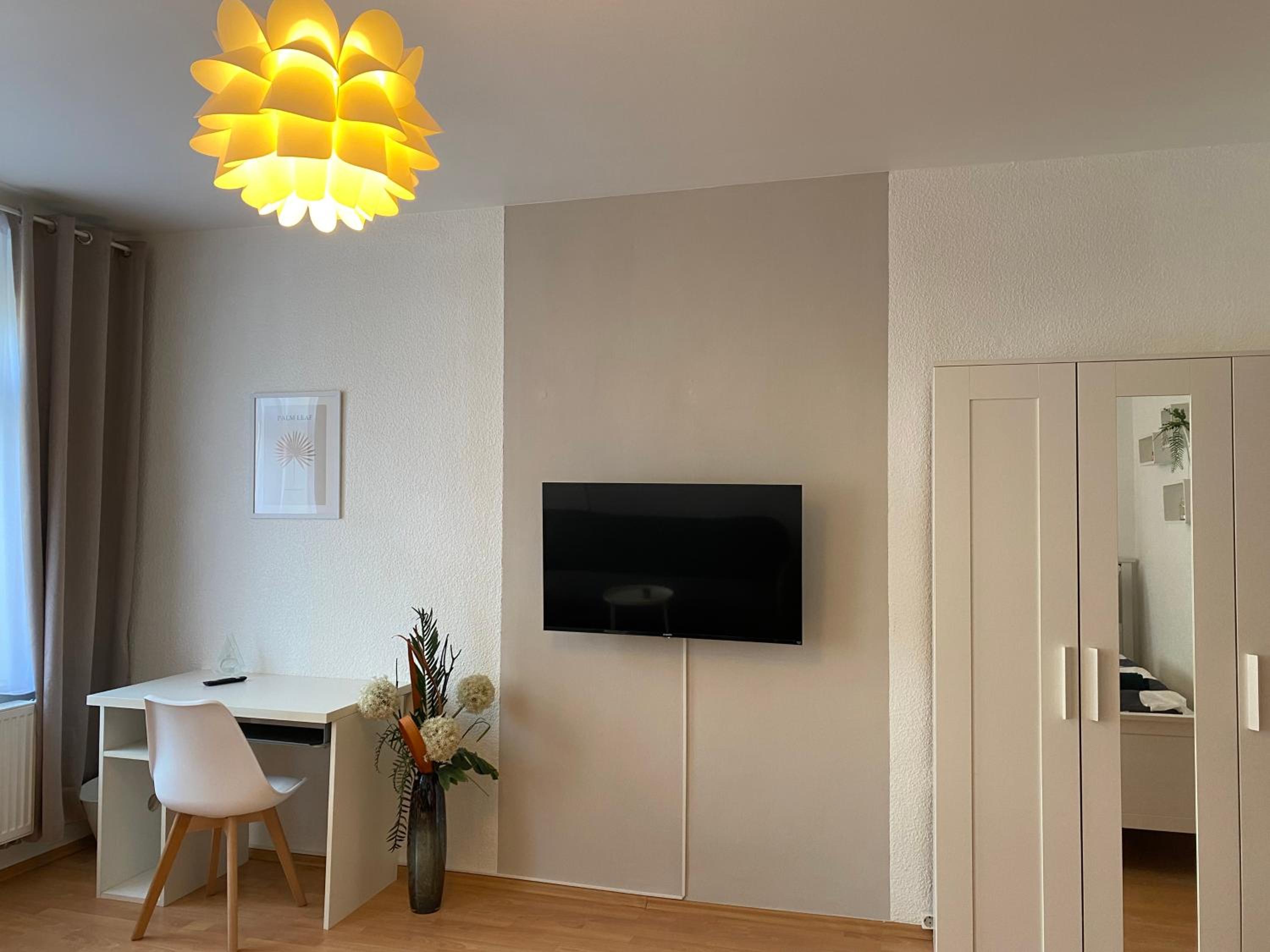Double Room - Photo 16