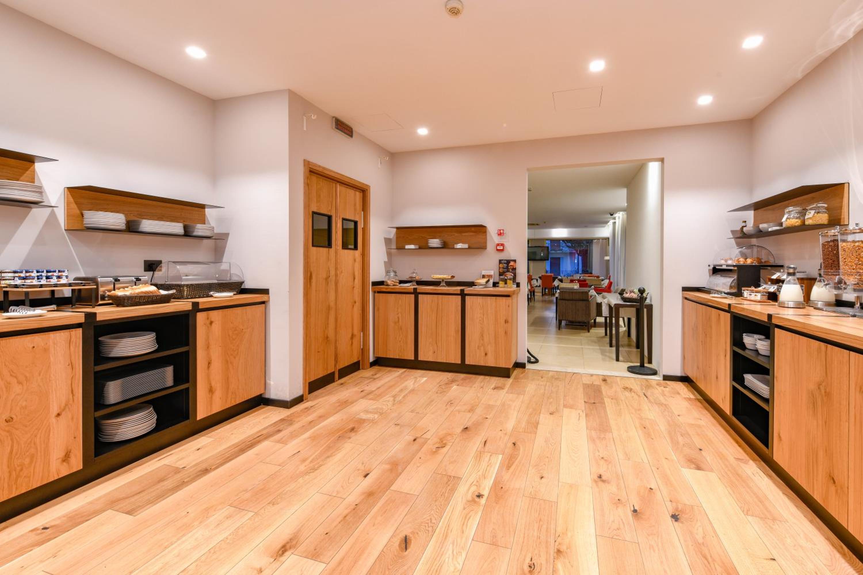 Double Room - Photo 14