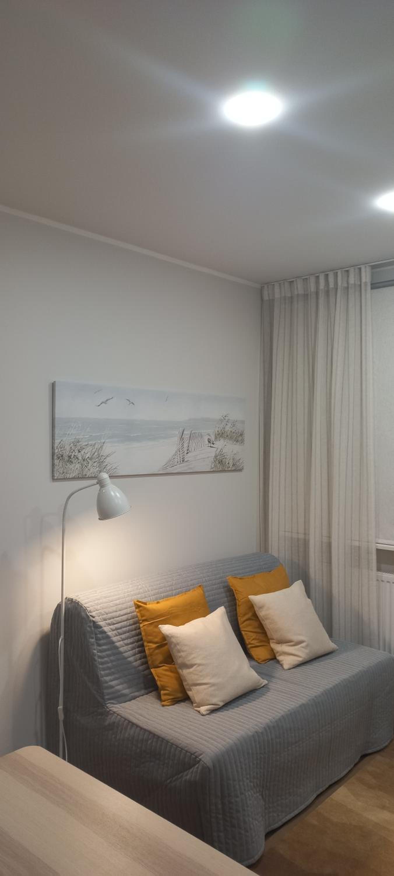 One-Bedroom Apartment photo 2