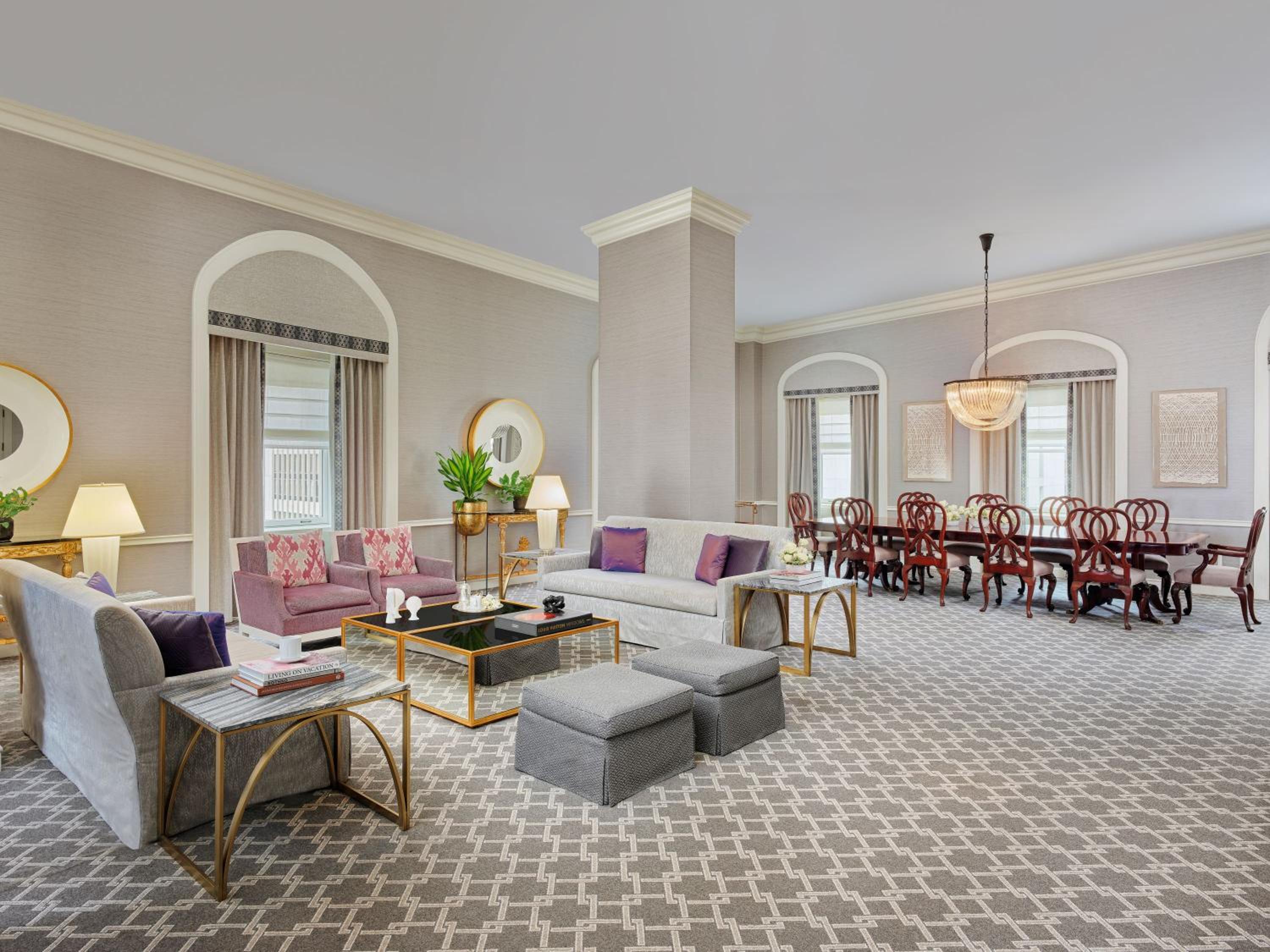 Olympic Presidential Suite with One King Room and Two Bathrooms